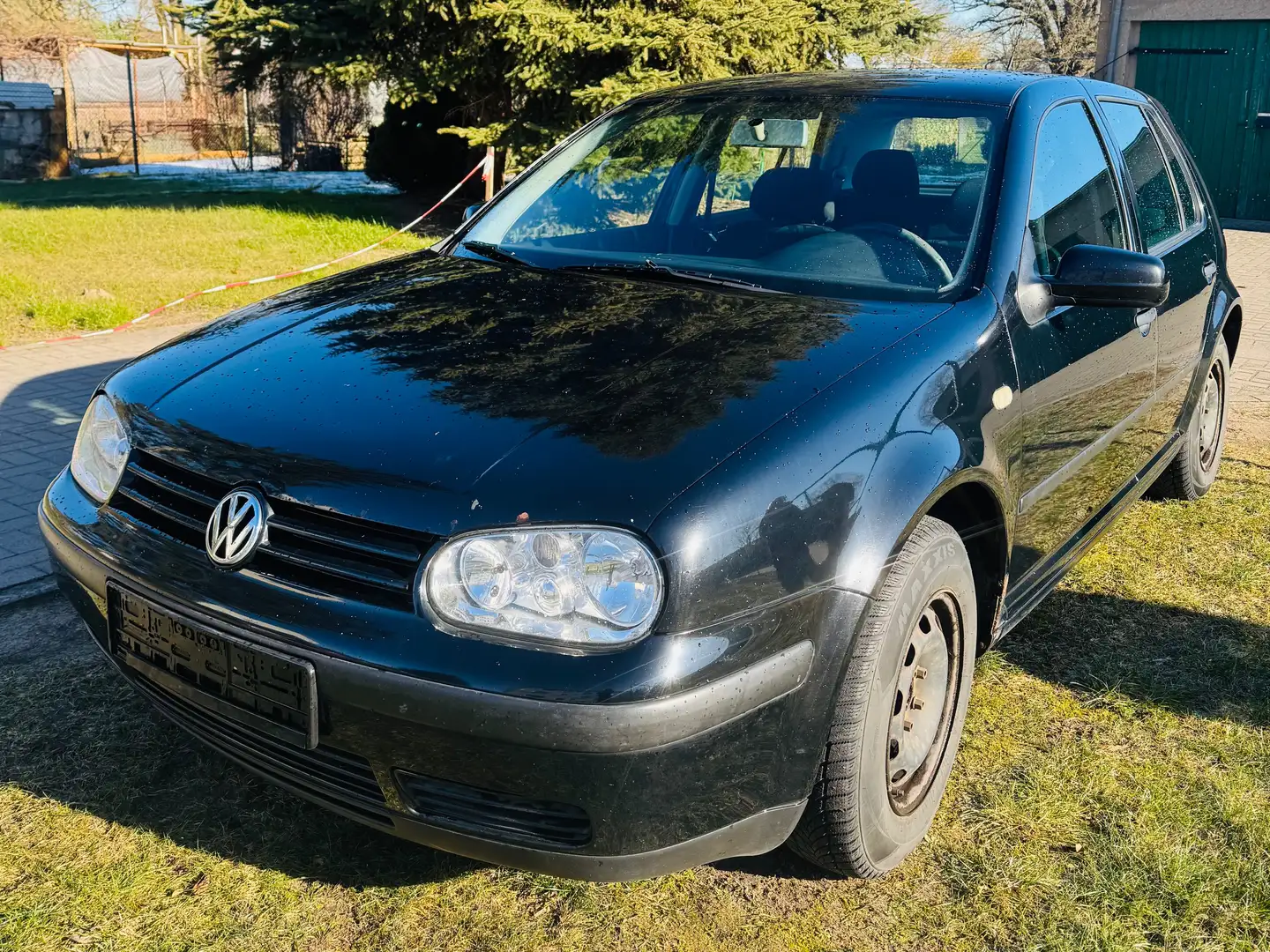Volkswagen Golf Golf 1.4 Aktion Trendline Schwarz - 1