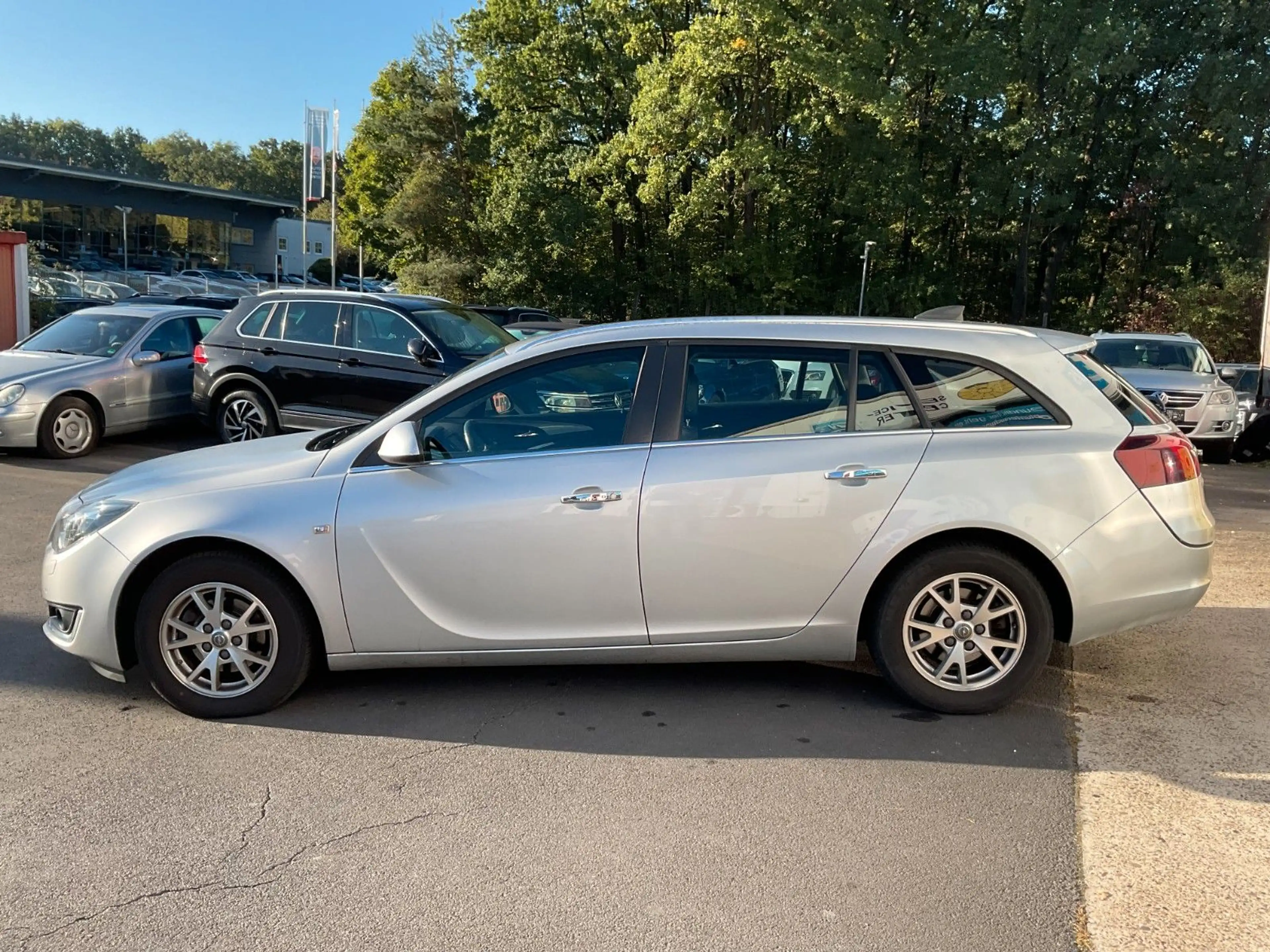 Opel Insignia A 1.6 CDTI Sports Tourer AHK LED Kamera — photo 8
