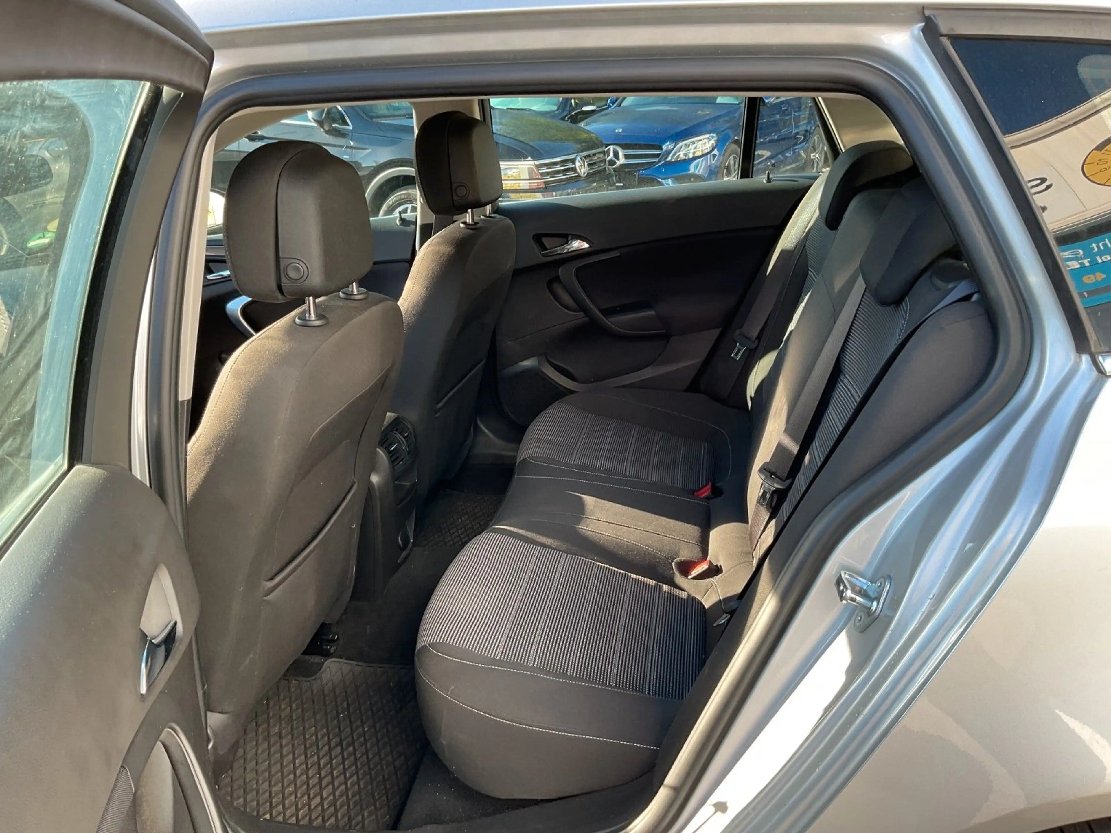 Opel Insignia A 1.6 CDTI Sports Tourer AHK LED Kamera — photo 10