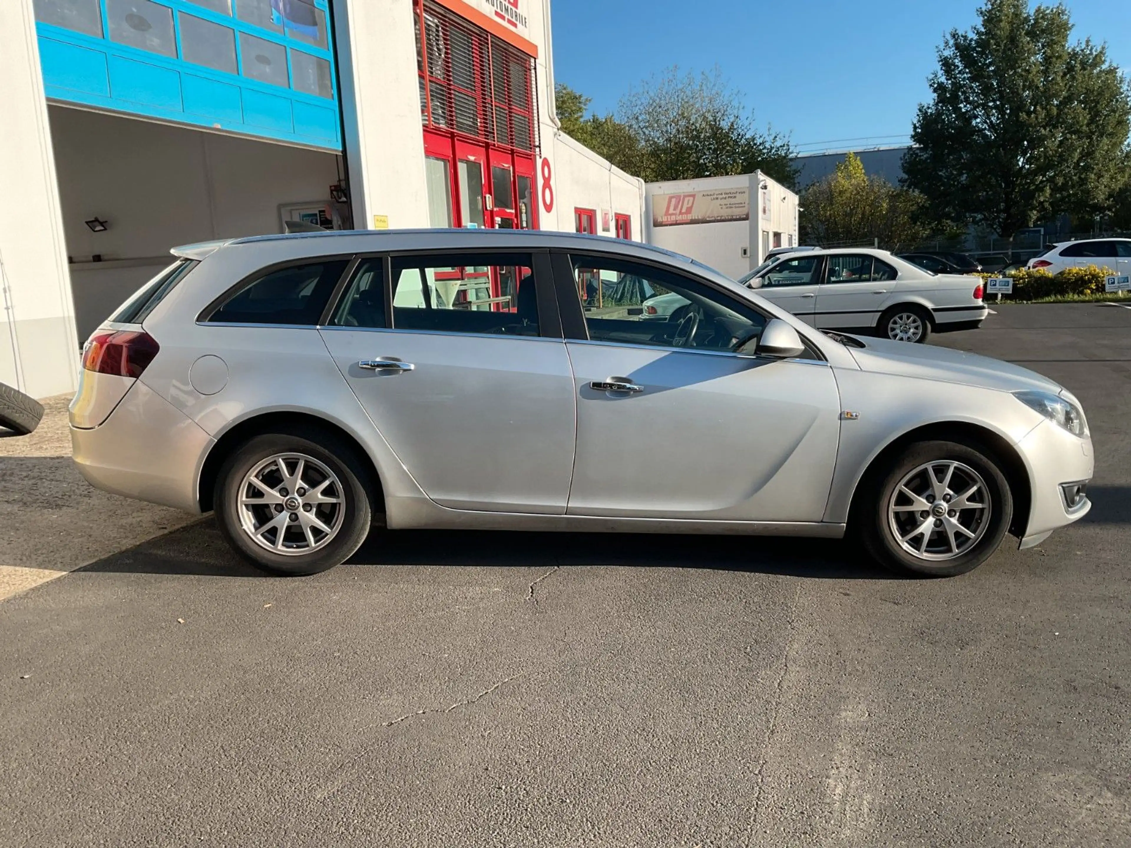 Opel Insignia A 1.6 CDTI Sports Tourer AHK LED Kamera — photo 4