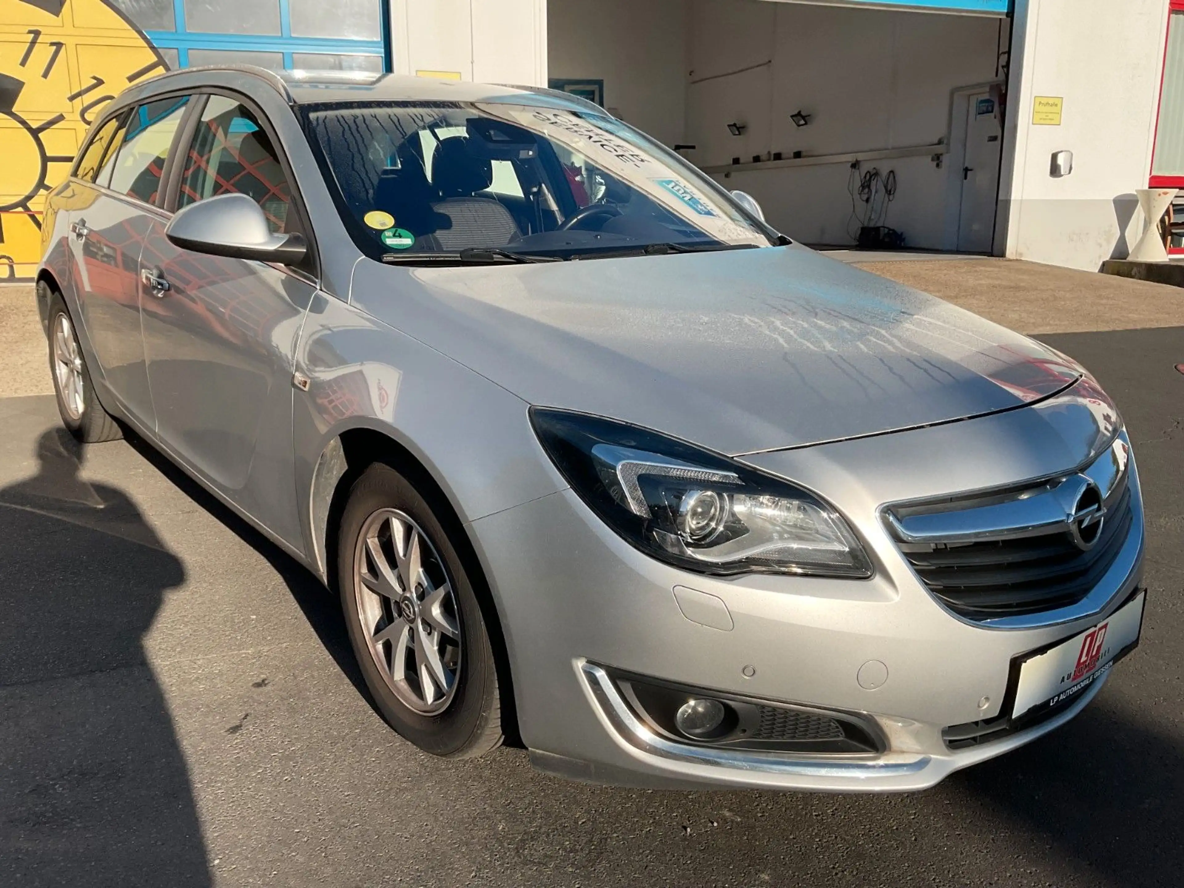 Opel Insignia A 1.6 CDTI Sports Tourer AHK LED Kamera — photo 3