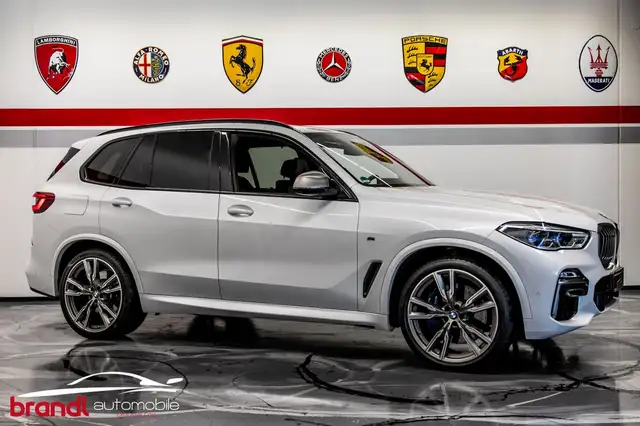 BMW X5 M d /Voll/22"/Sky/AHK/DE/Night/ACC/StHz