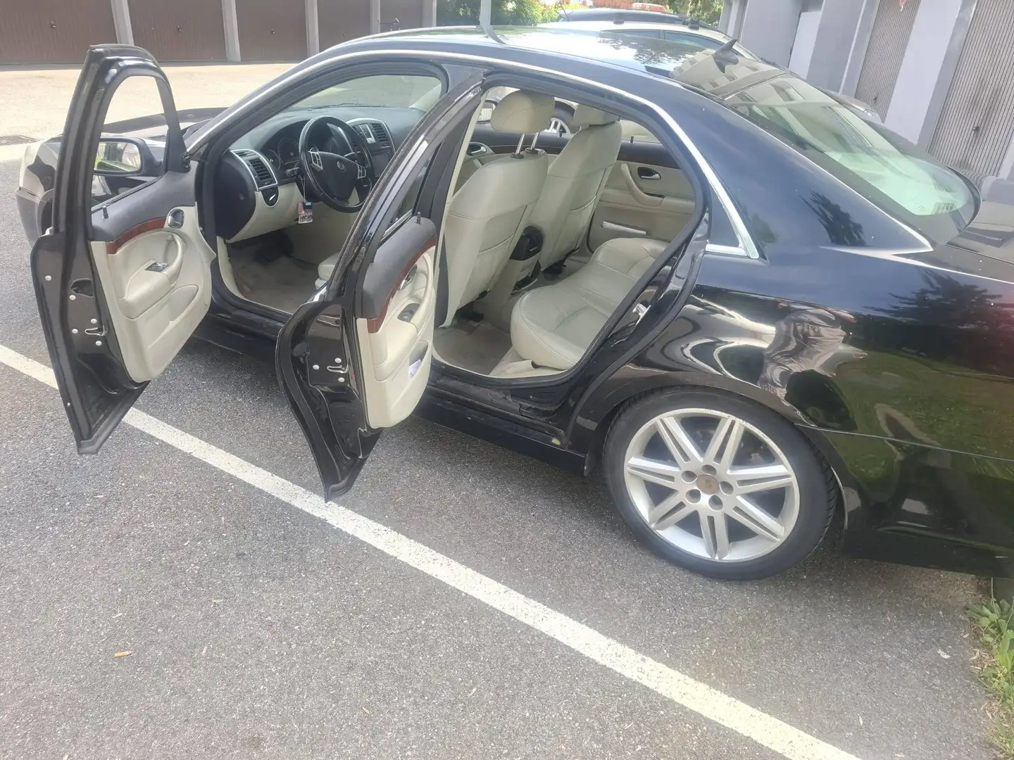 Cadillac BLS BLS 2.8 T V6 255 ch Elégance A Schwarz - 2