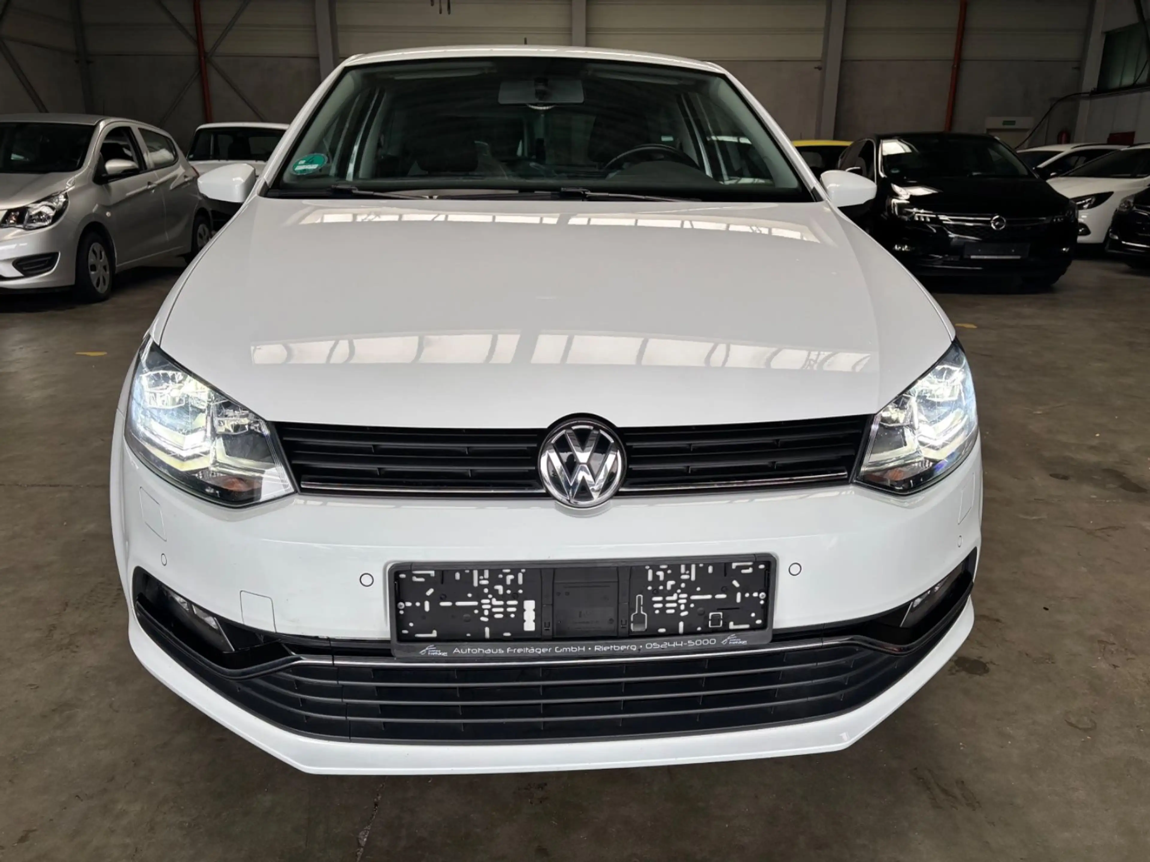 Volkswagen Polo V Highline BMT/Start-Stopp — photo 2
