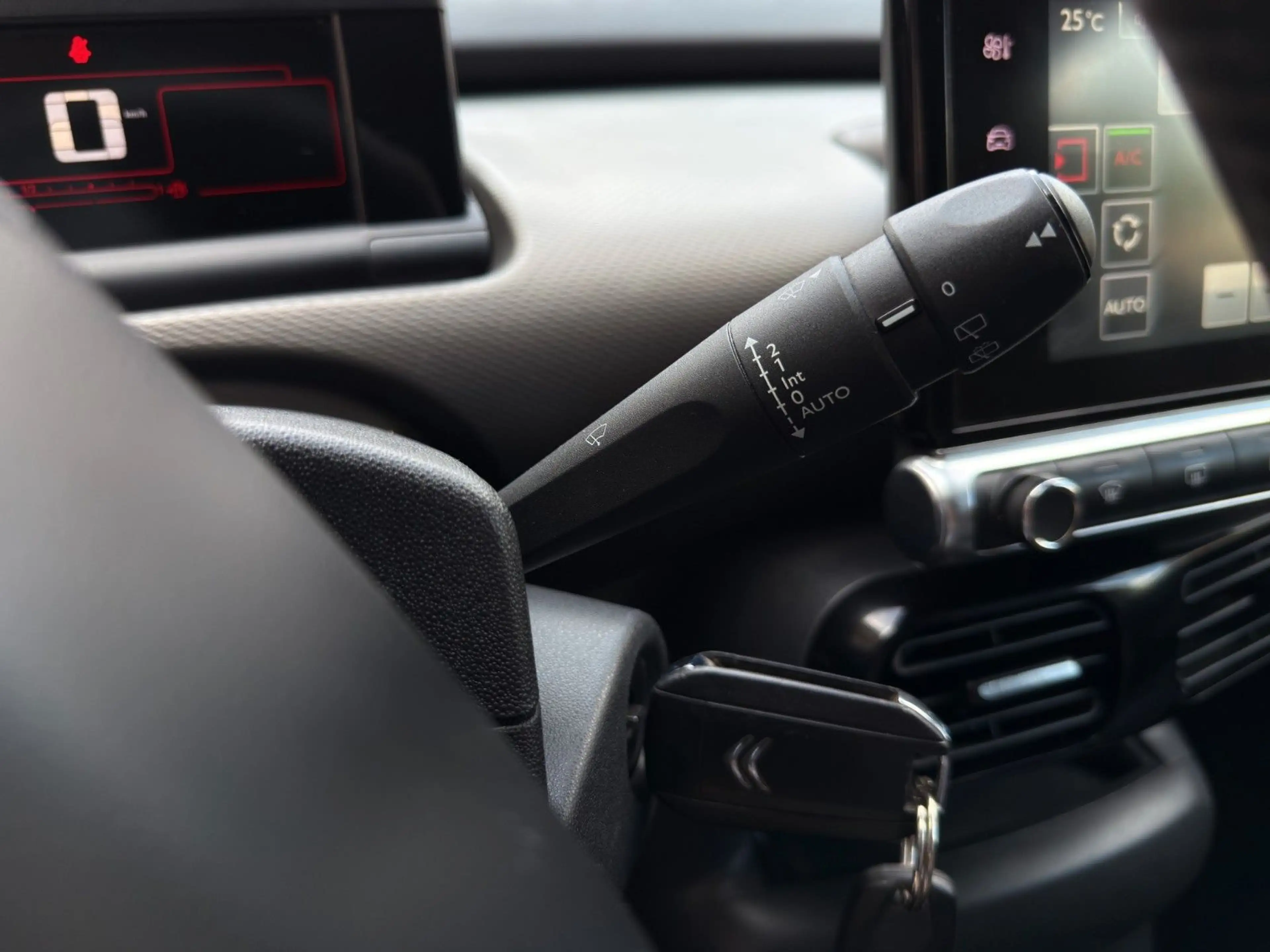 Citroen C4 Cactus Shine *PDC*Bluetooth* — photo 23