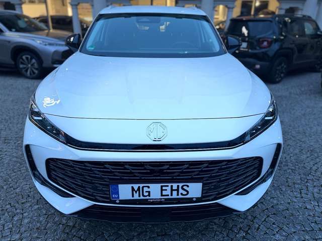 MG HS PHEV // PLUG-IN-HYBRID