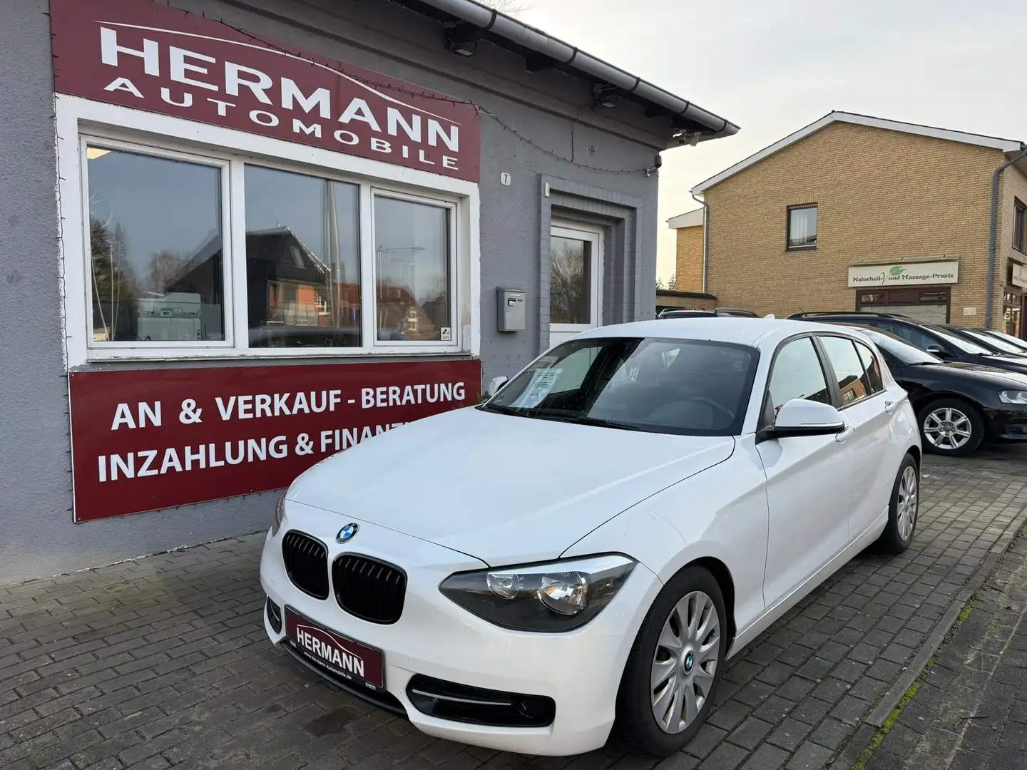 BMW 118 118 i Weiß - 2