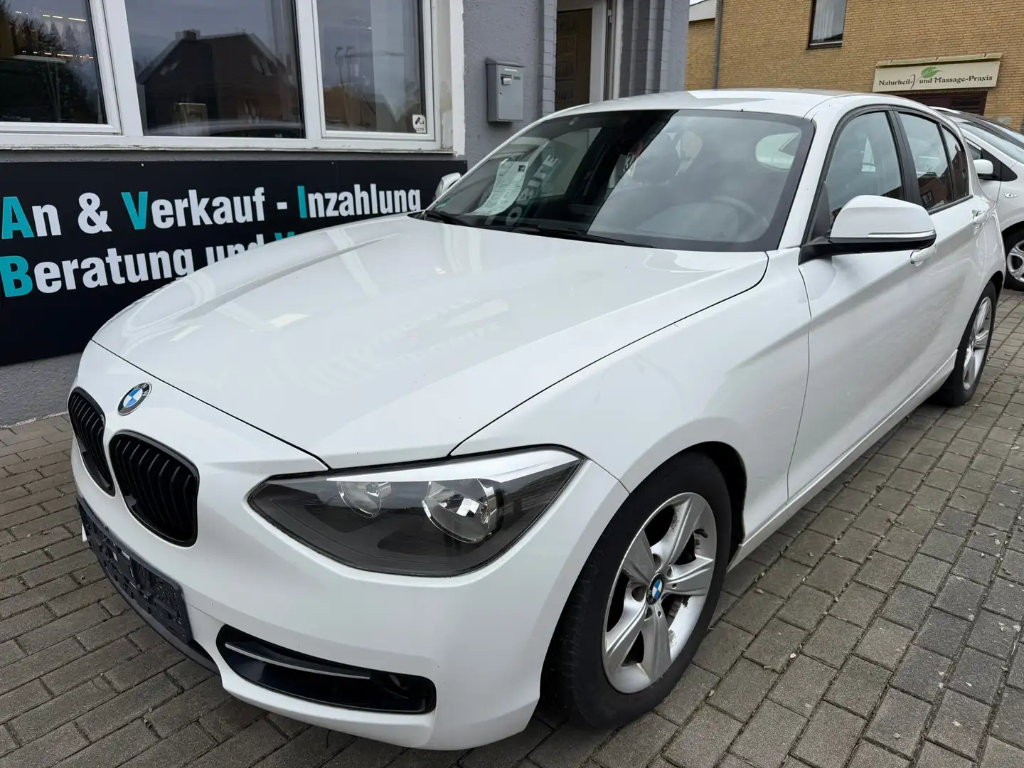 BMW 118 118 i Weiß - 2