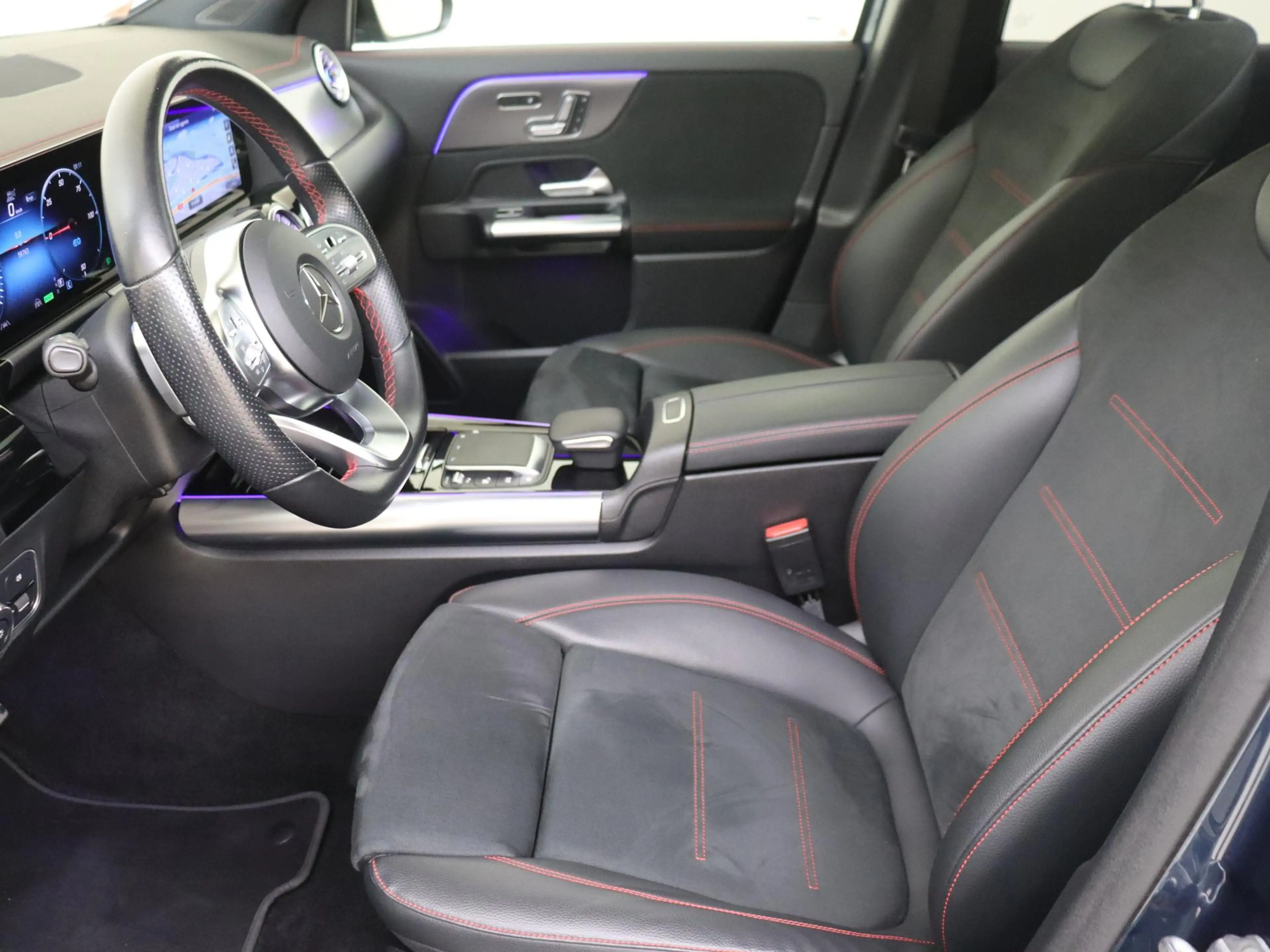 Mercedes-Benz EQA 250 Business Solution AMG 67 kWh — photo 14
