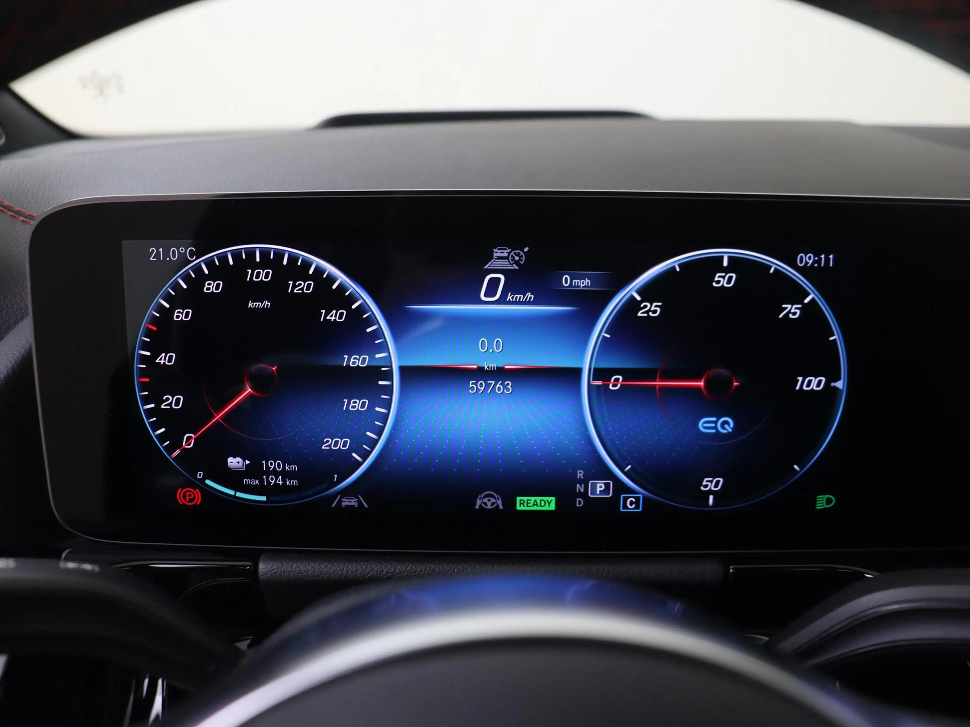 Mercedes-Benz EQA 250 Business Solution AMG 67 kWh — photo 10