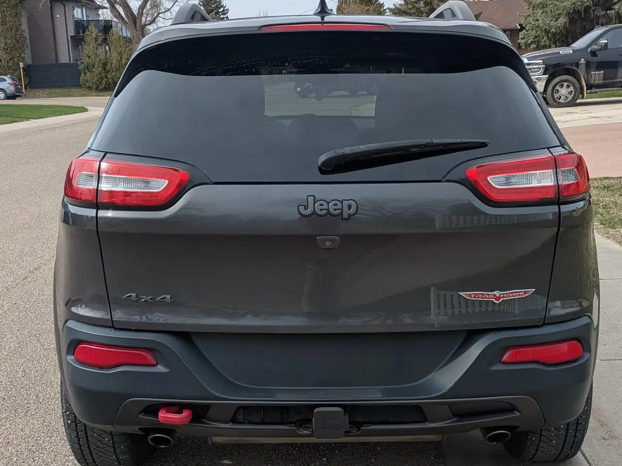 Jeep Cherokee снимка Jeep Cherokee