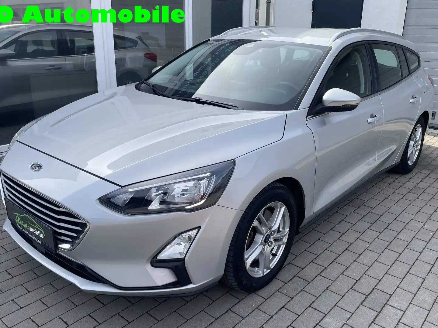 Ford Focus 1.5 Turnier EB S&S Cool&Connect NAVI Silber - 2