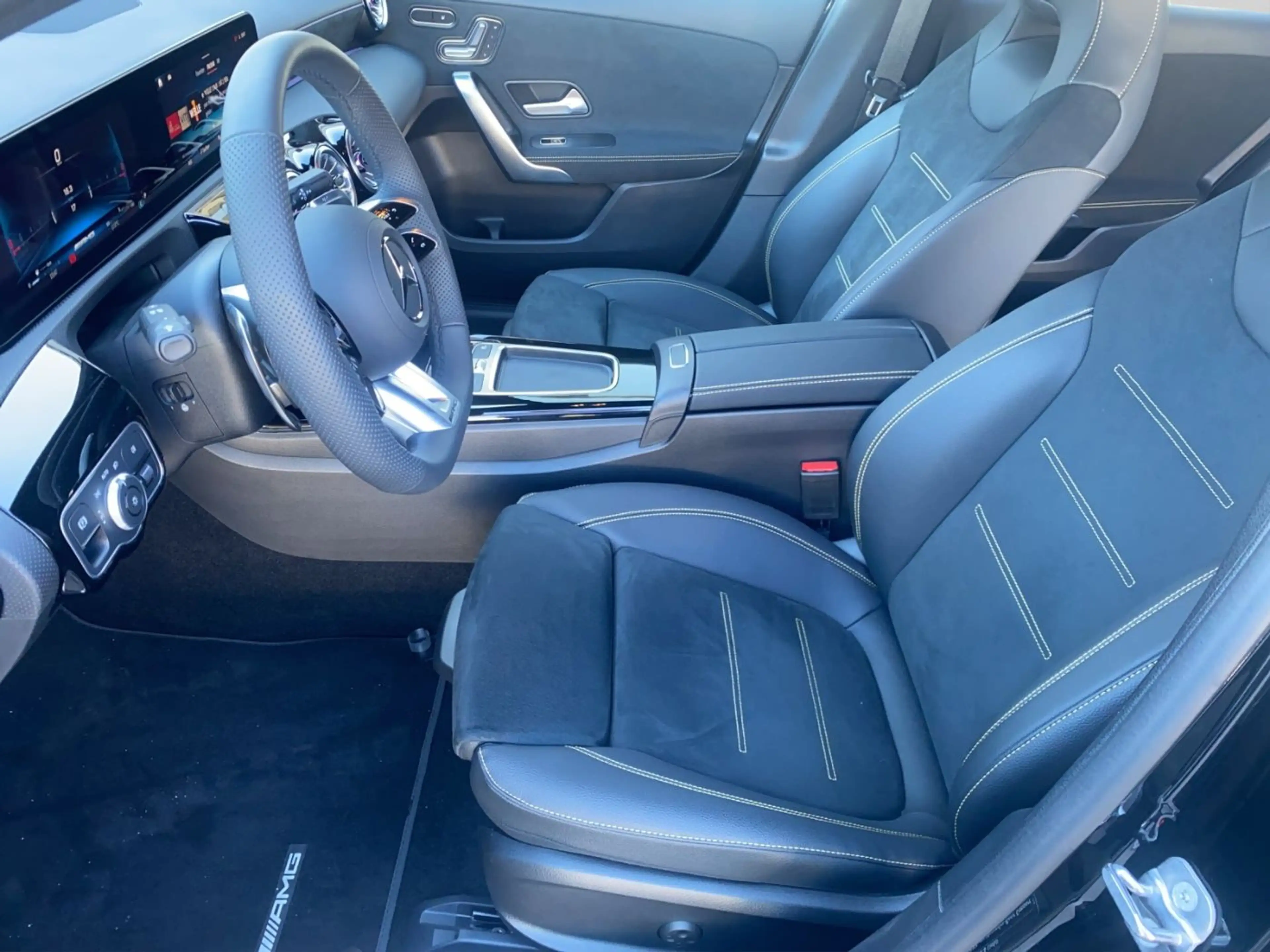 Mercedes-Benz A 45 AMG AMG A 45 S 4MATIC+ AMG AUT Klima — photo 7