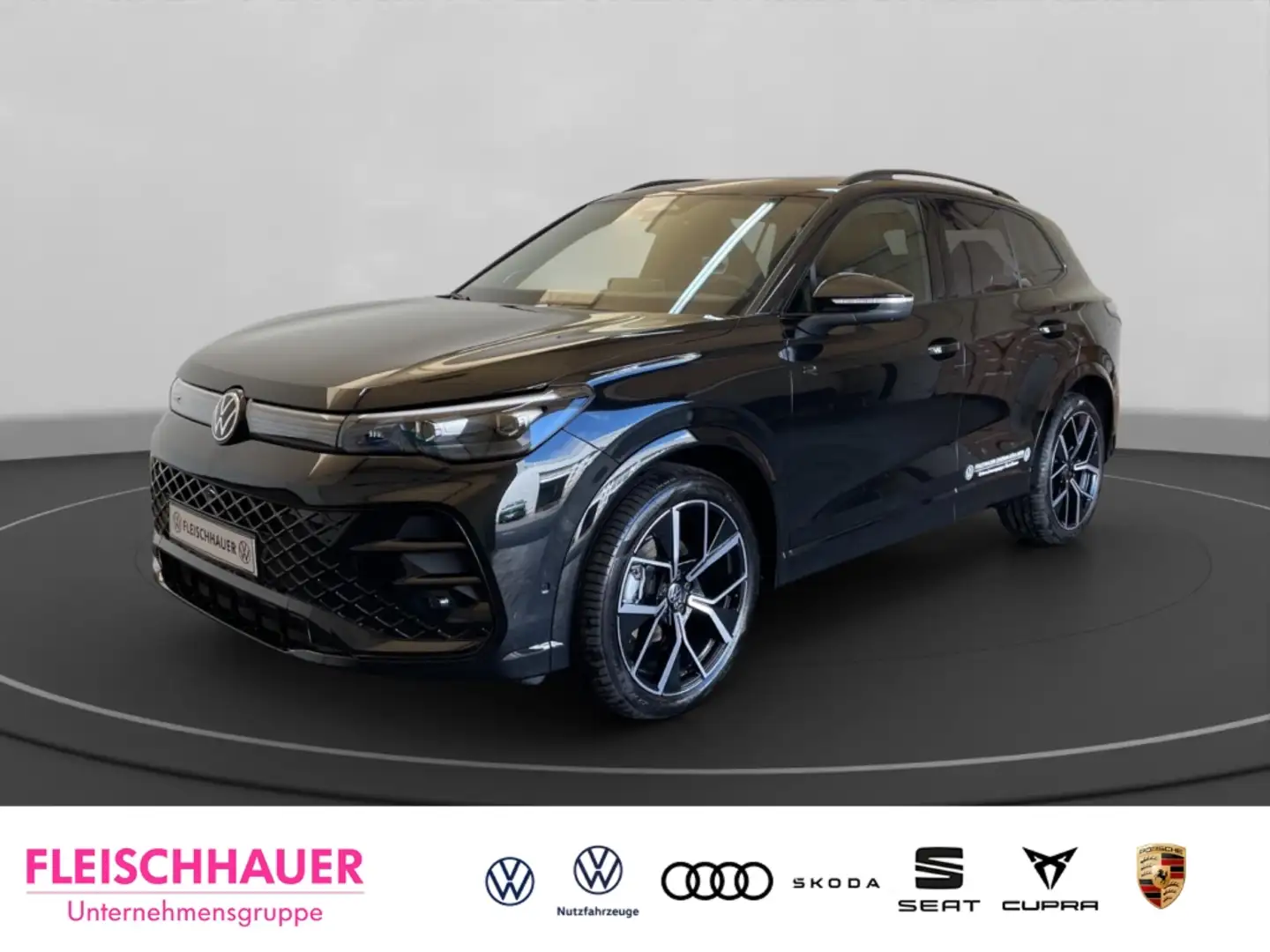 Volkswagen Tiguan 1.5 eTSI R-Line ACC LED Navi Keyless Dyn. Kurvenli Schwarz - 1