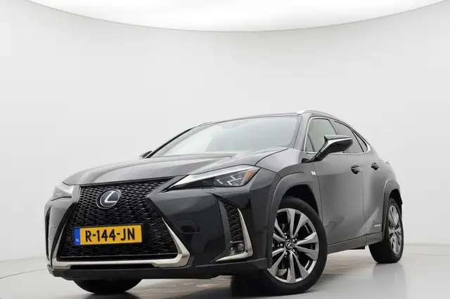 Lexus UX 250h F Sport Line ADAP CRUISE NAV CAMERA