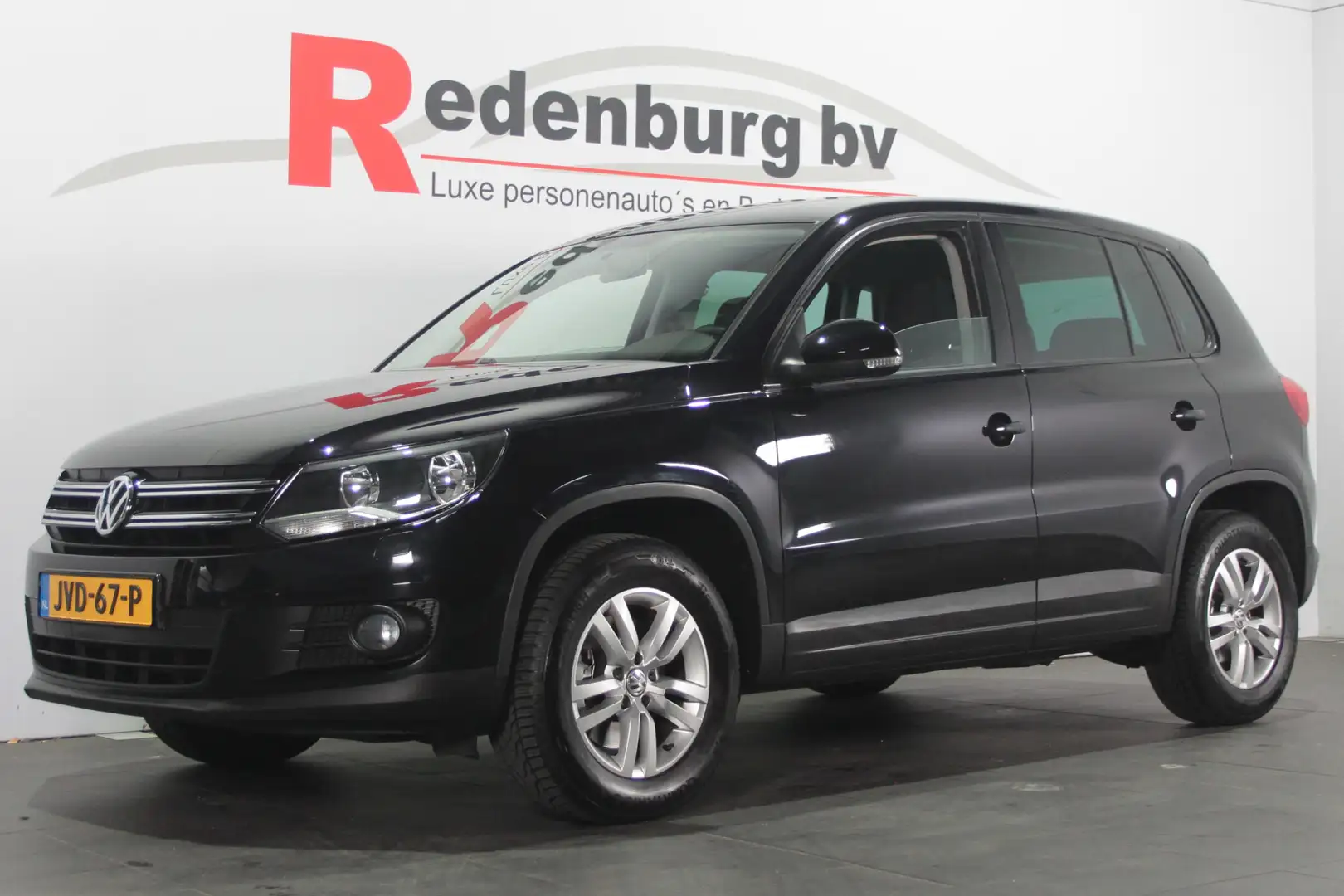Volkswagen Tiguan 1.4 TSI Sport&Style - Navi / Camera / Bluetooth Schwarz - 1