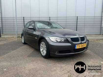BMW 318 3-serie 318i Business Line AIRCO PARKEERSENSOREN