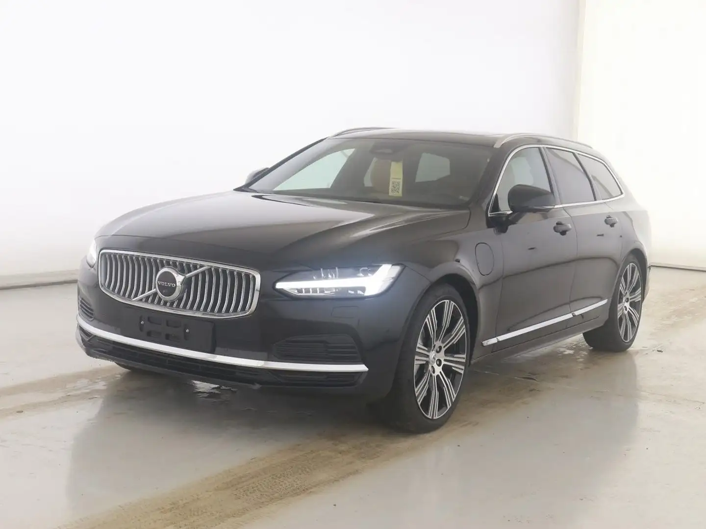 Volvo V90 T8 Ultra Bright Recharge Plug-In Hybrid A Noir - 1