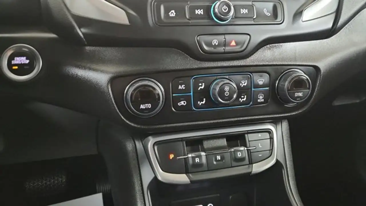 GMC Terrain снимка GMC Terrain