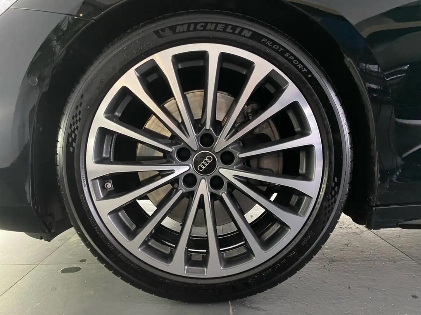 Audi A6 Avant TDI quattro S line AHK+ACC+360°+MATRIX+ Grün - 2