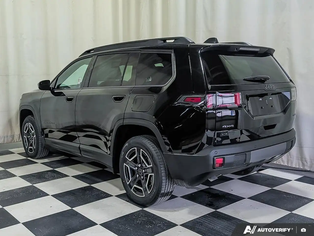 Jeep Cherokee fotografie Jeep Cherokee