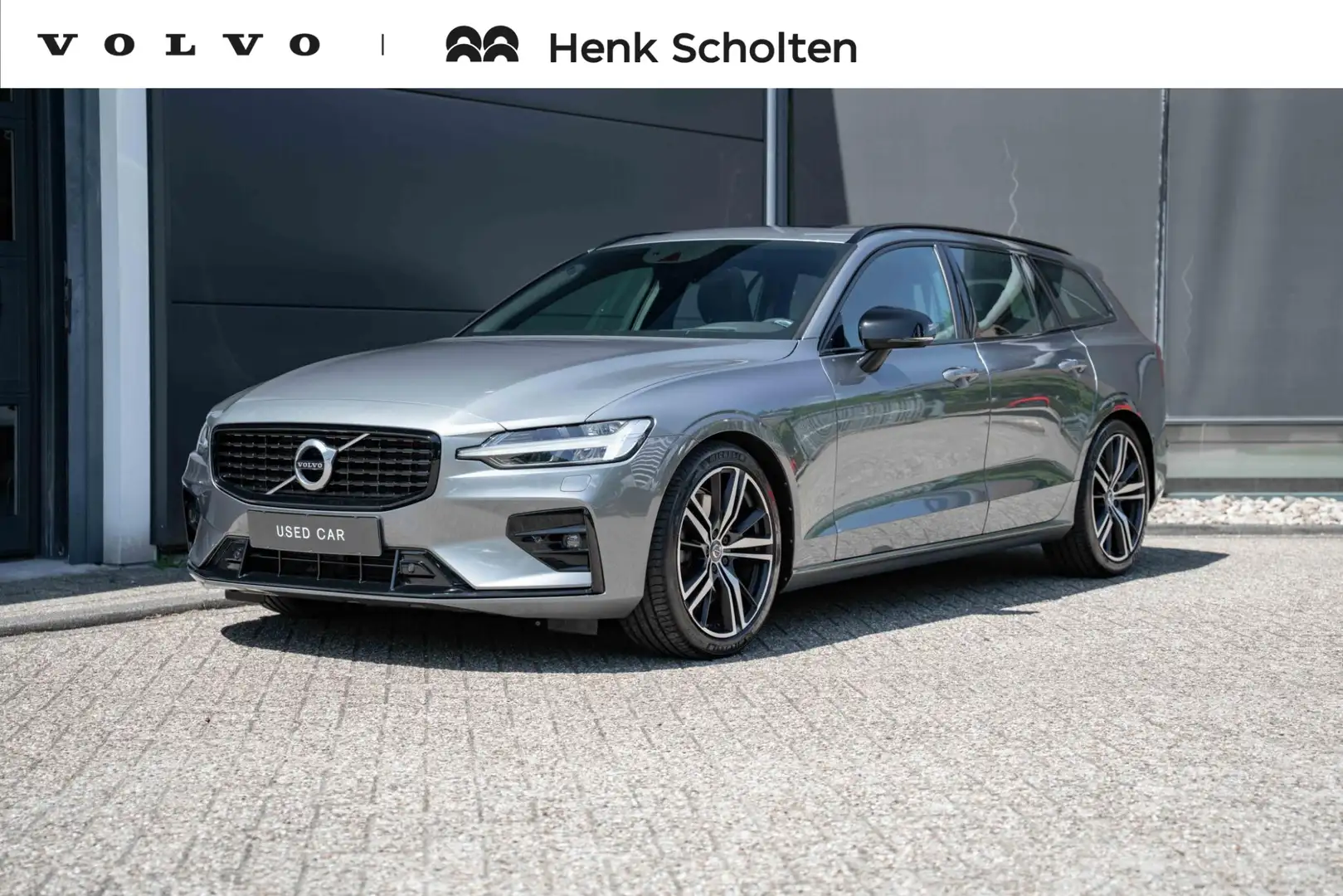 Volvo V60 T5 Automaat R-Design | Panoramadak| Head up Displa Grijs - 1