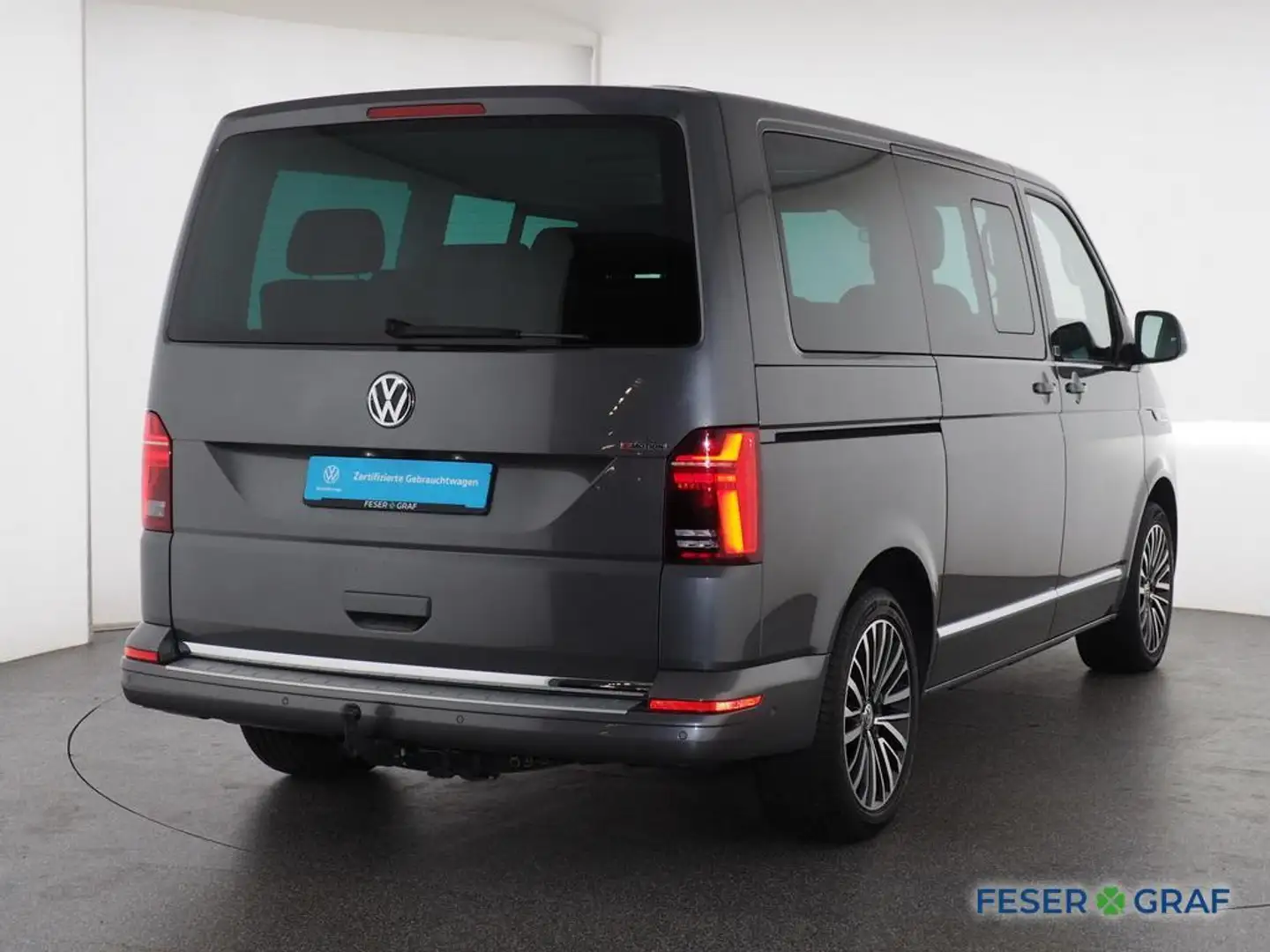 Volkswagen T6.1 Multivan 6.1 2.0 TDI 4M AHK LED ACC DCC Standhz Grijs - 2