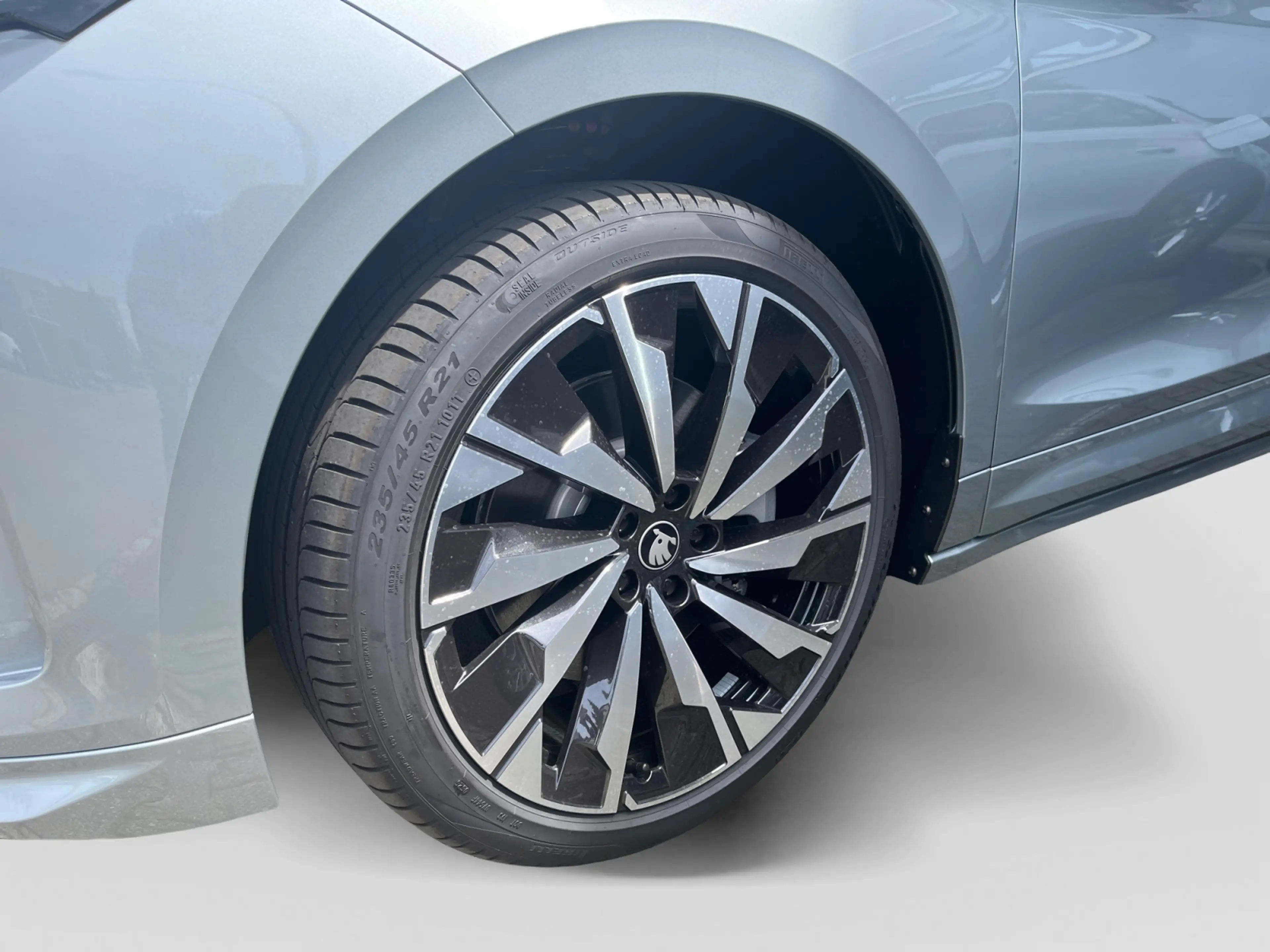 Skoda Enyaq 85 Sportline AHK PanoSD 21"Alu Advanced — photo 5