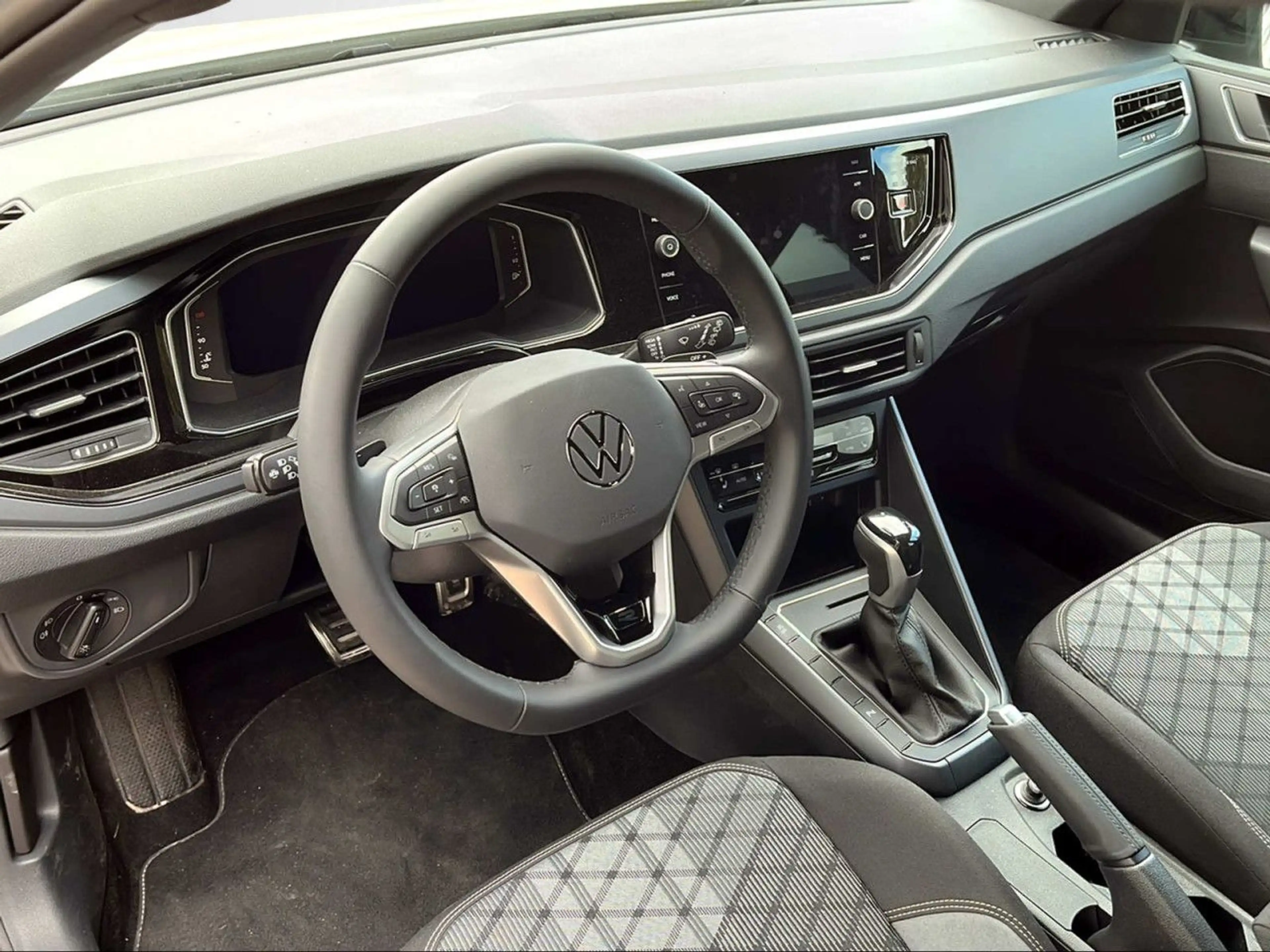 Volkswagen Taigo R-Line 1.0 TSI DSG IQ.LIGHT, IQ DRIVE, BLACK — photo 9