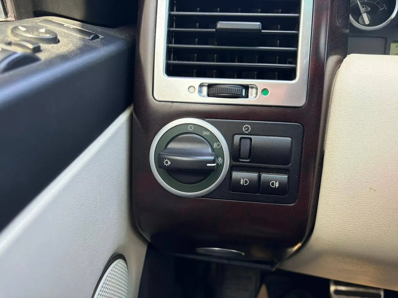 Land Rover Range Rover снимка Land Rover Range Rover