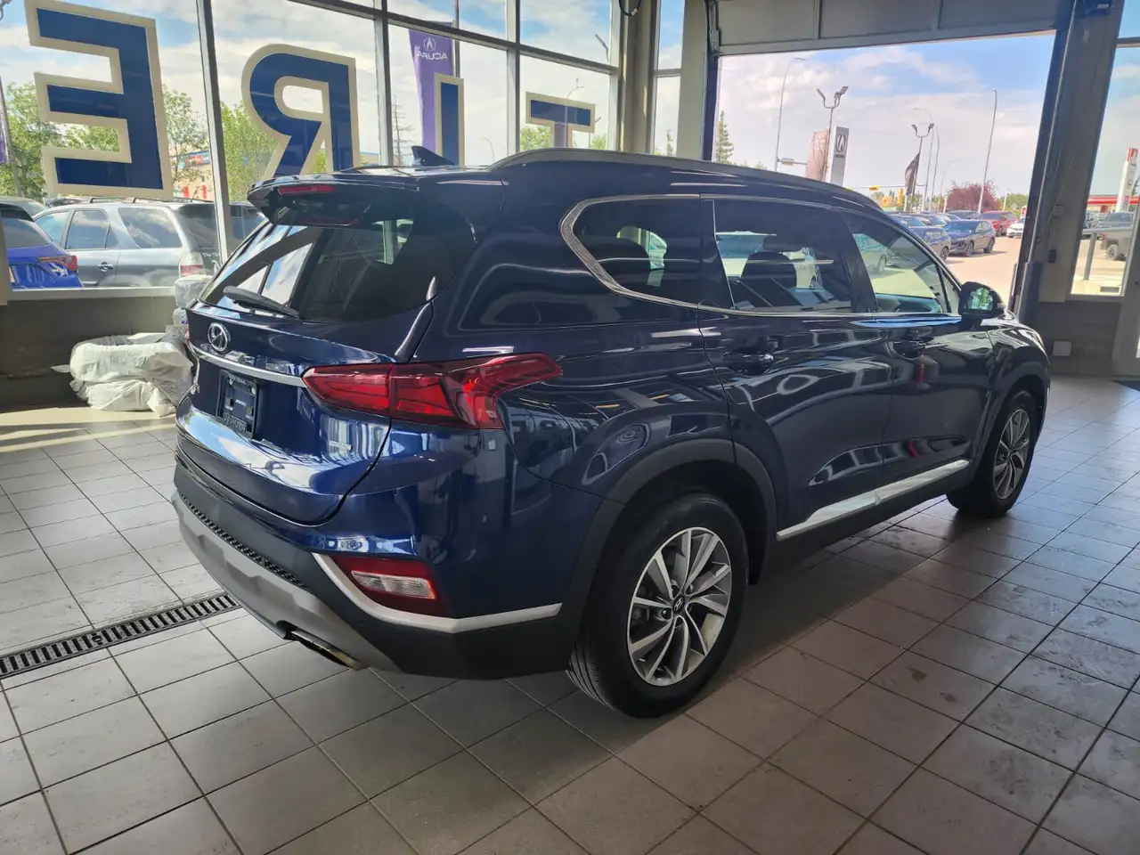 Hyundai SANTA FE photo Hyundai SANTA FE