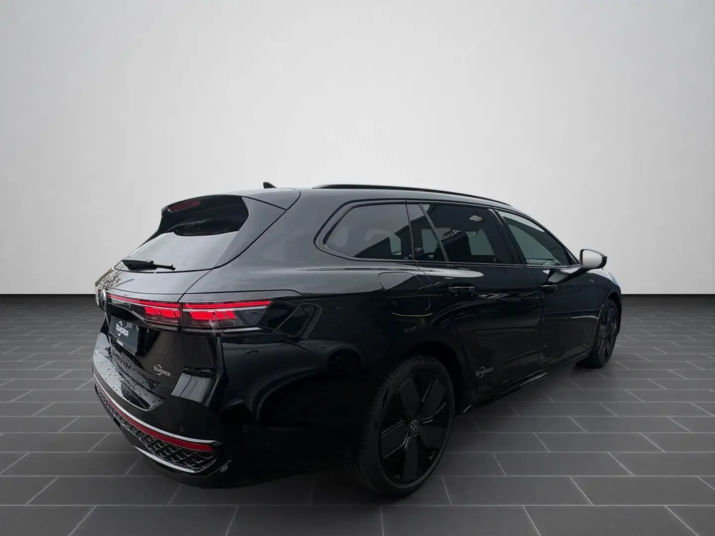 Volkswagen Passat R-Line BlackStyle eHybrid, AHK, Pano, Har Schwarz - 2