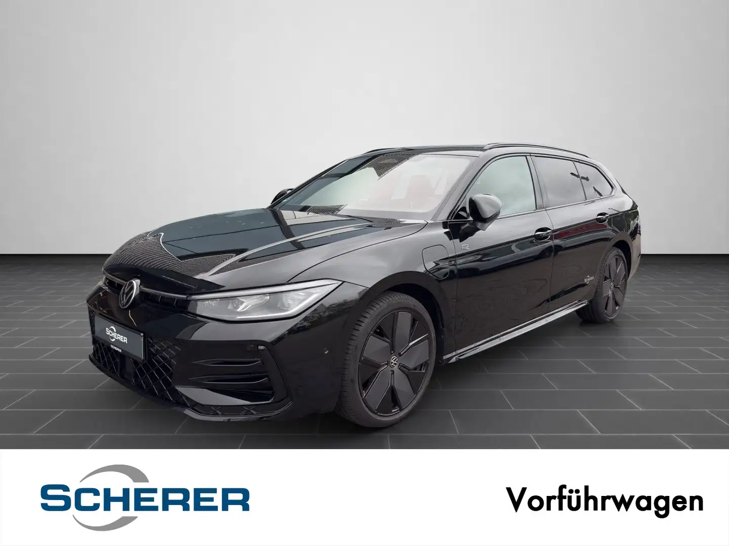 Volkswagen Passat R-Line BlackStyle eHybrid, AHK, Pano, Har Schwarz - 1