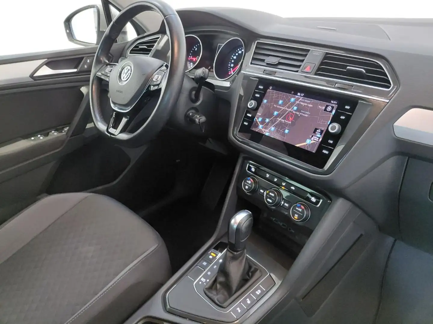 Volkswagen Tiguan 2.0 TDI 150cv DSG Business PREZZO VERO Argento - 2