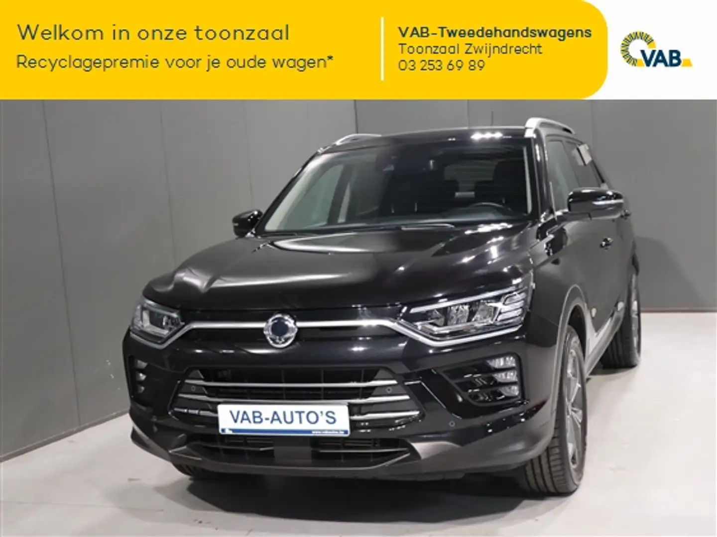 SsangYong Korando 1.5 T-GDI SAPPHIRE Zwart - 1