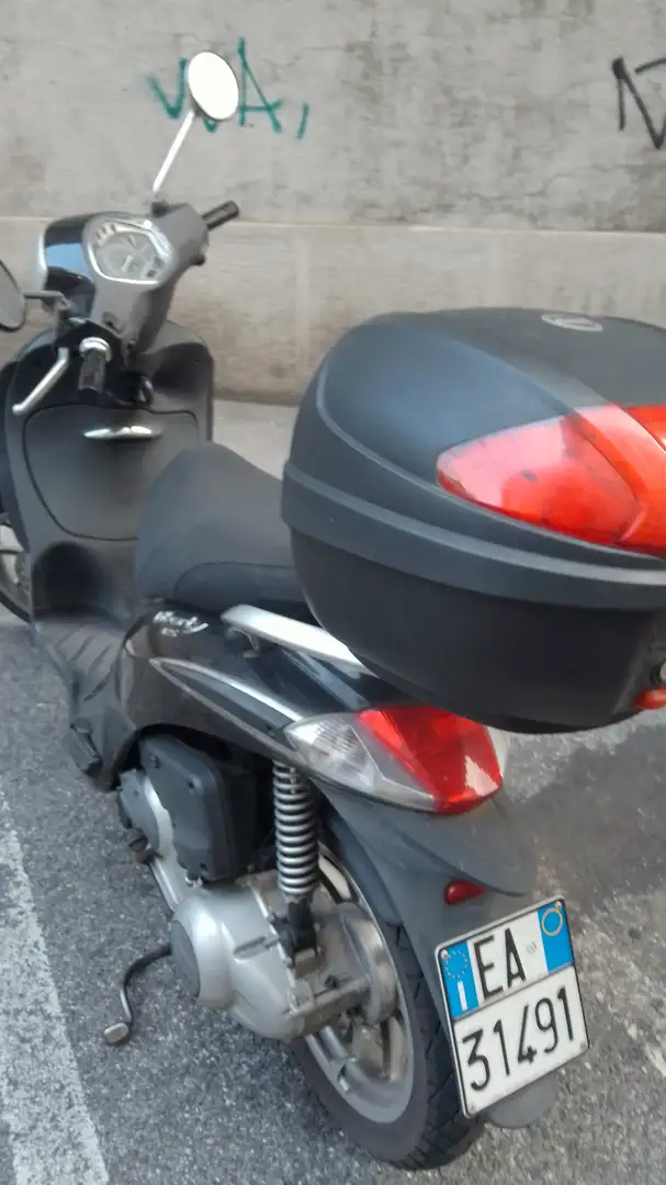 Piaggio Liberty 125 Nero - 1