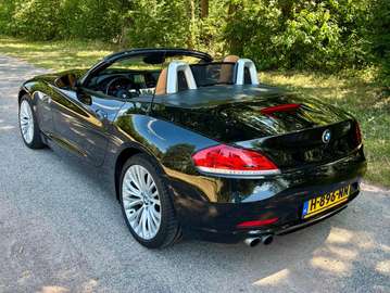 sDrive20i Roadster
