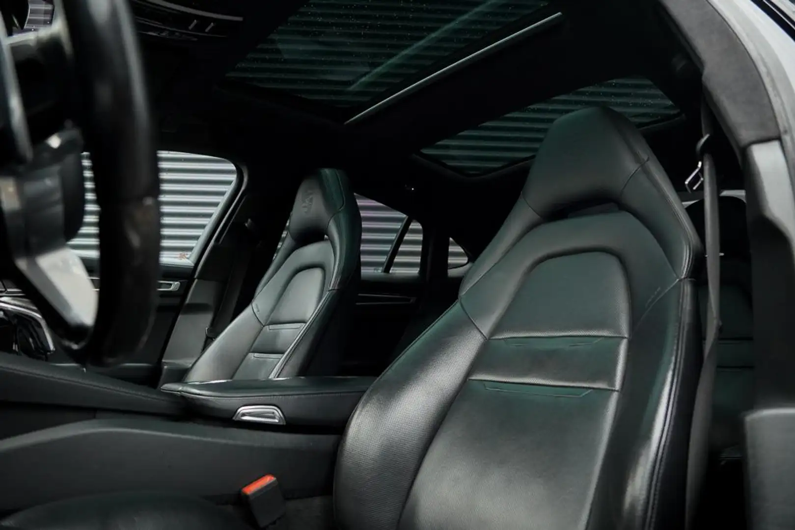 Porsche Panamera 4.0 Turbo / Pano / Stoelklima / Keramisch / Burmes Blauw - 2