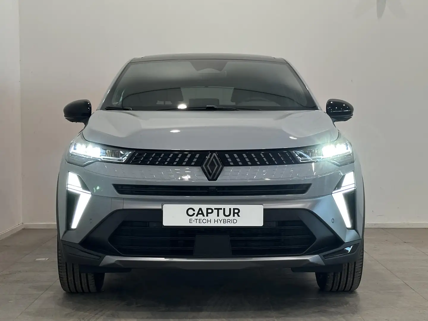 Renault Captur 1.6 E-Tech Full Hybrid 145 Esprit Alpine | Pack Pr Grijs - 2