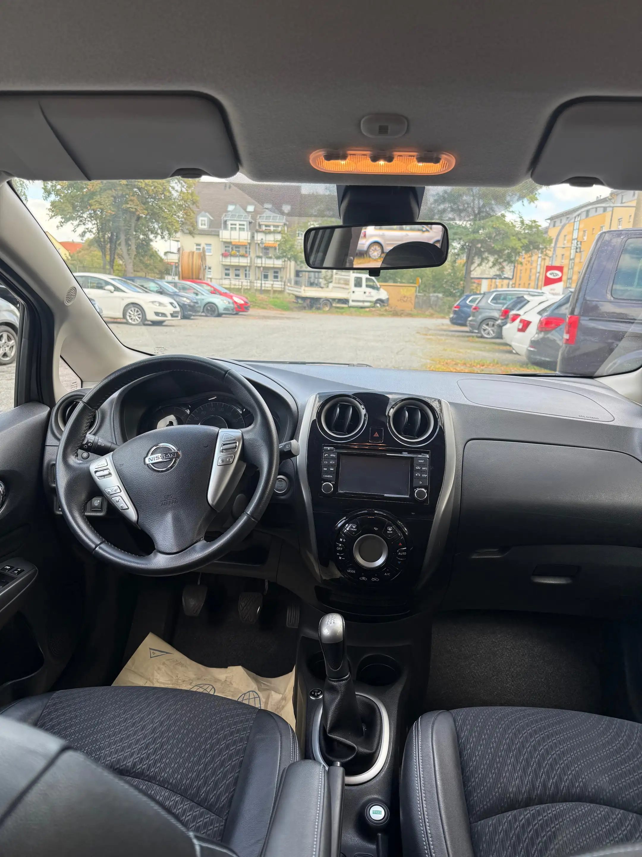 Nissan Note Tekna — photo 12