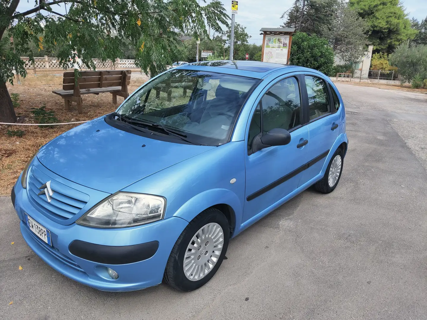 Citroen C3 C3 1.4 hdi Exclusive Style 70cv km.160mil Blu/Azzurro - 2