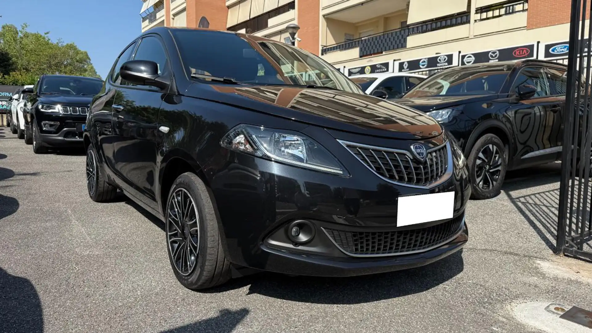 Lancia Ypsilon 1.0 FIREFLY S&S HYBRID GOLD*24M.G.*CARPLAY*LED*TEL Nero - 2