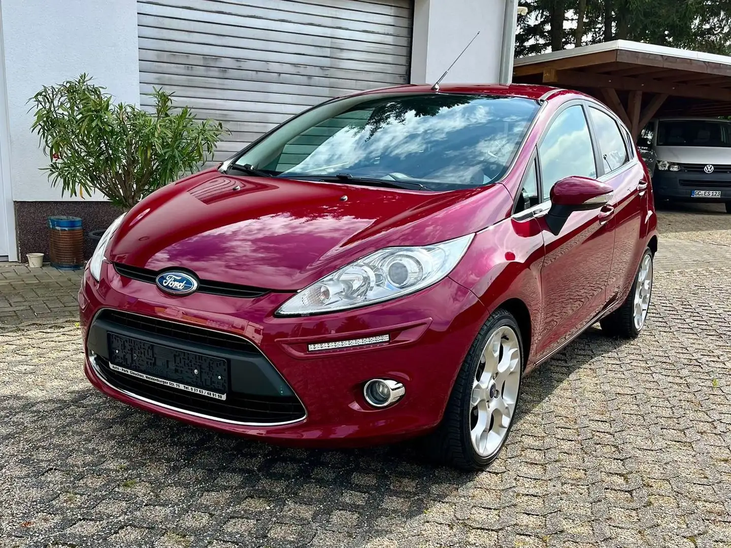 Ford Fiesta 1.6 Titanium Violett - 1