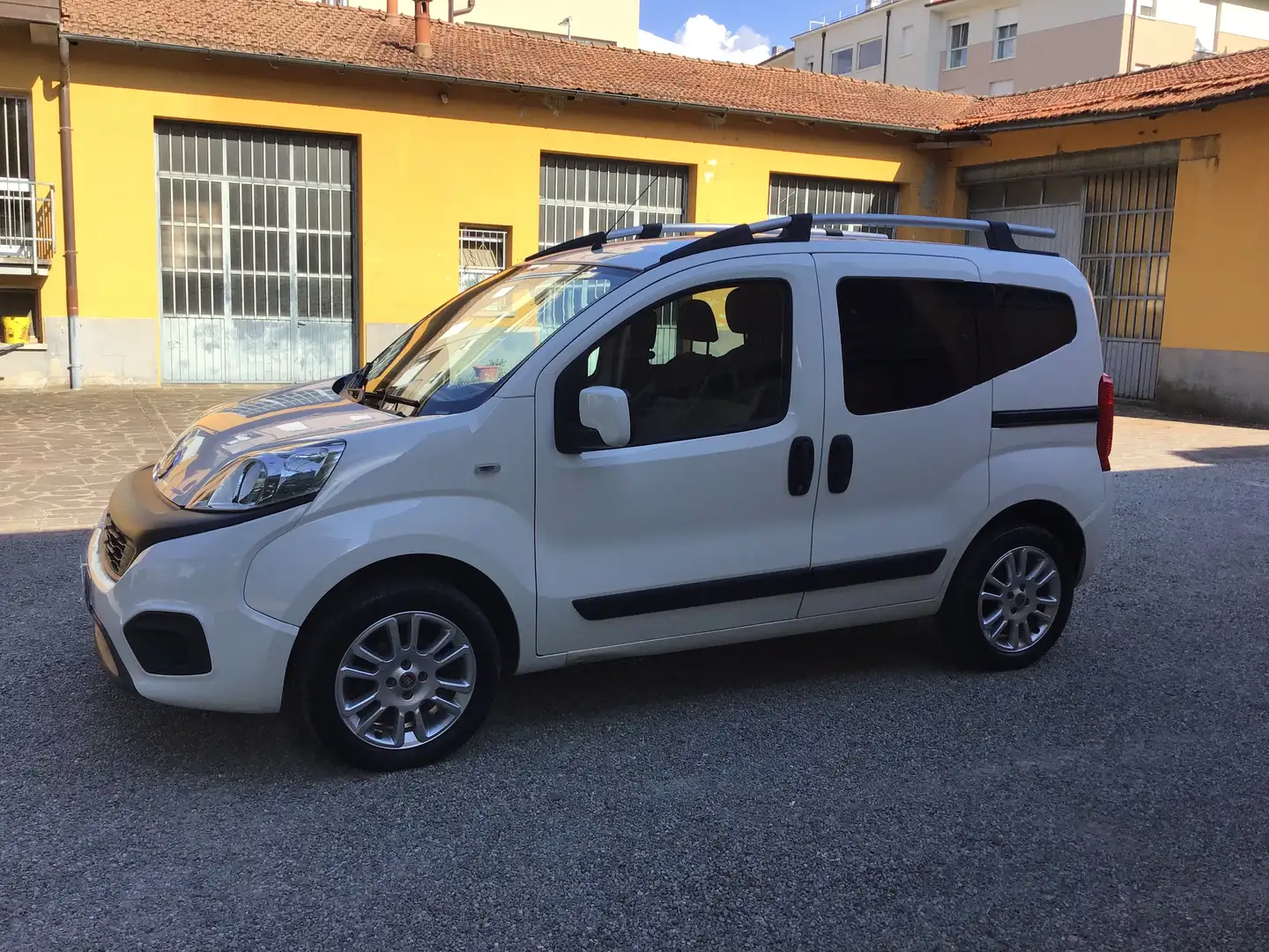 Fiat Qubo 1.4 8v Lounge 77cv  COME NUOVO Bianco - 1