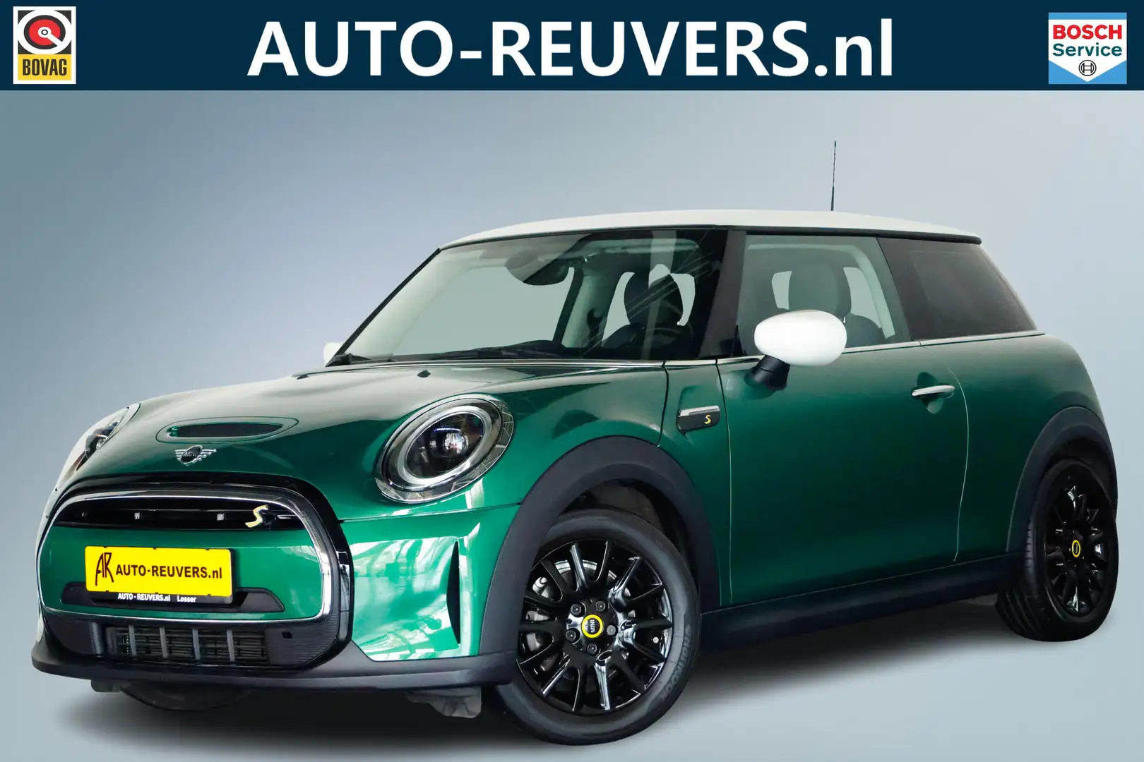 MINI Cooper E Electric Collection 33 kWh / LED / Navi / CarPlay Zelená - 1