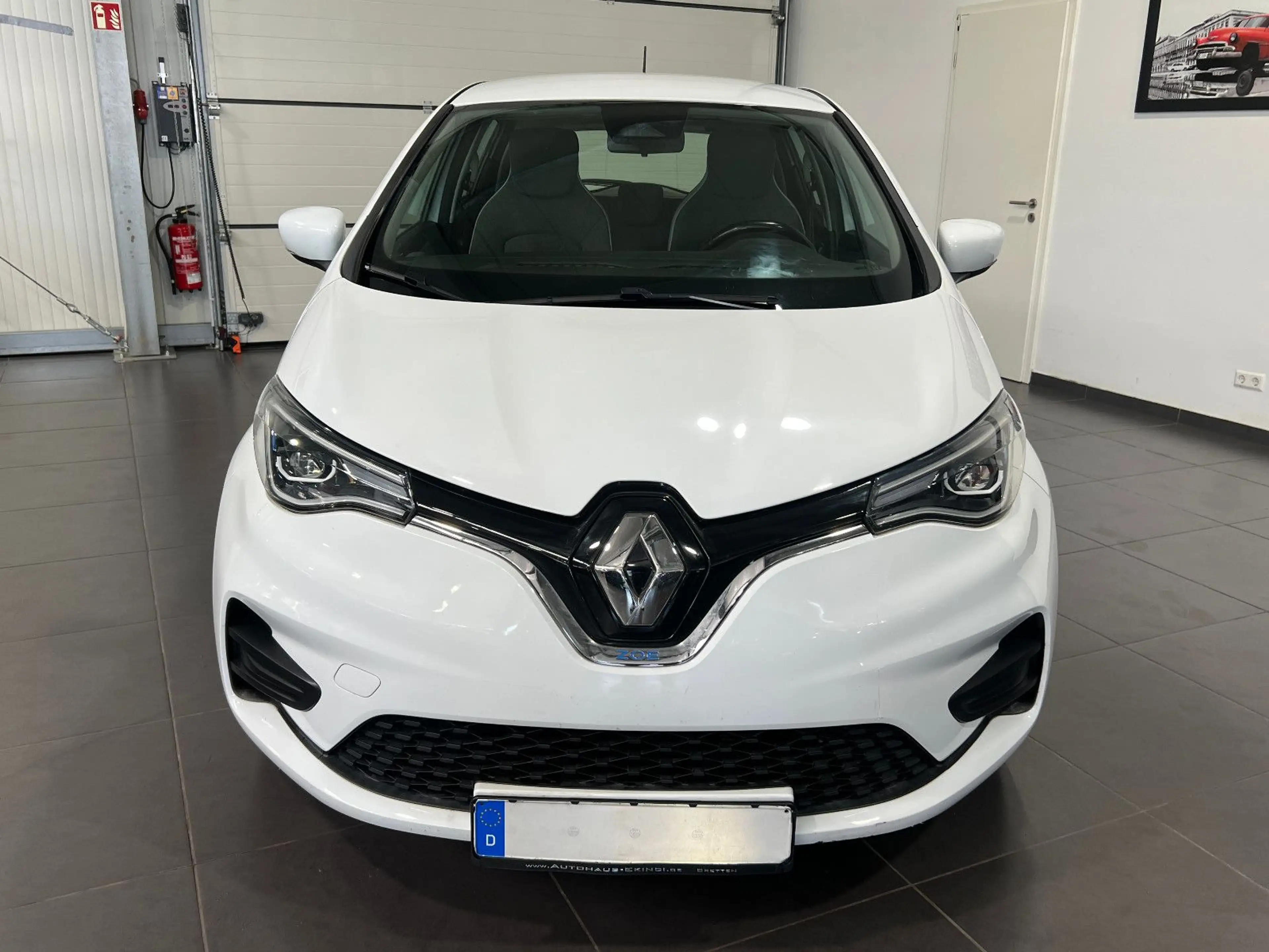 Renault ZOE Automatik **Navi*LED*SHZ*PDC*Spur*BT** — photo 3