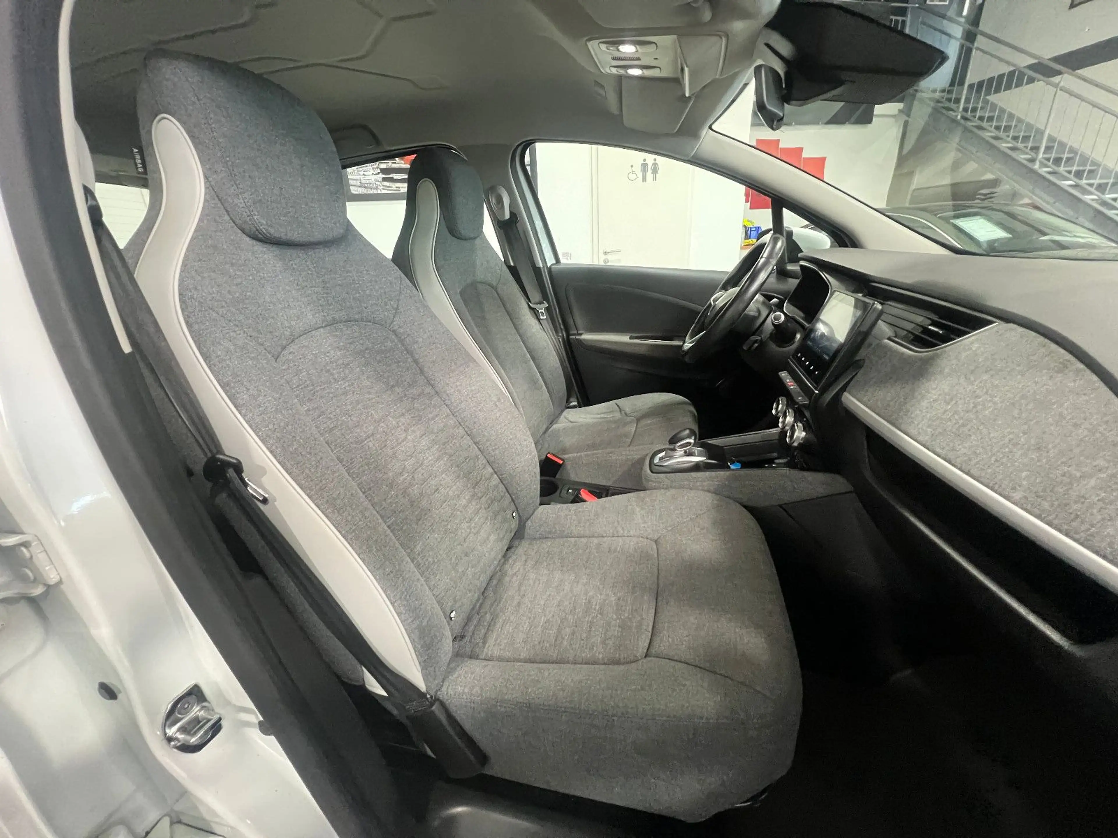 Renault ZOE Automatik **Navi*LED*SHZ*PDC*Spur*BT** — photo 12