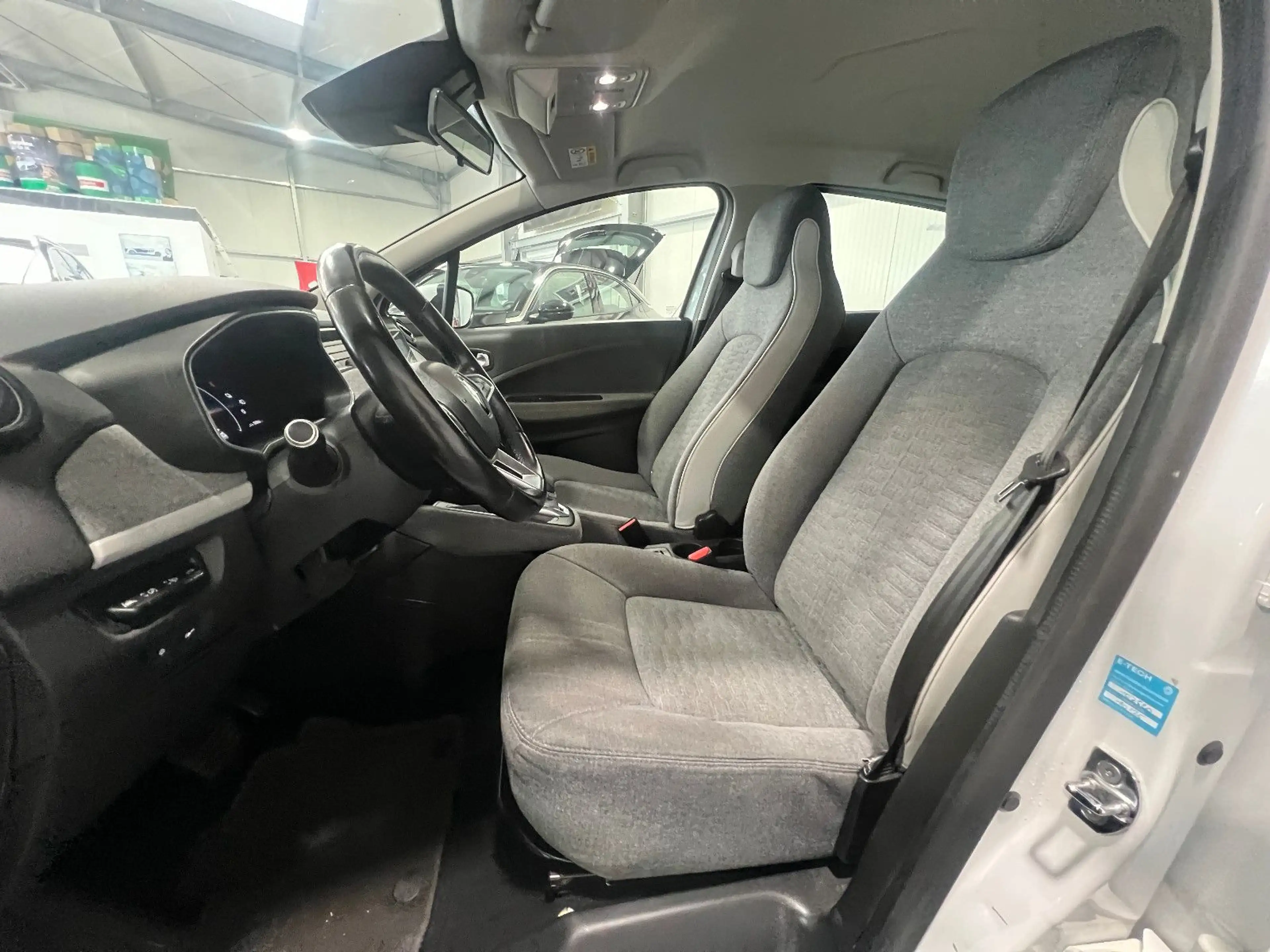 Renault ZOE Automatik **Navi*LED*SHZ*PDC*Spur*BT** — photo 11
