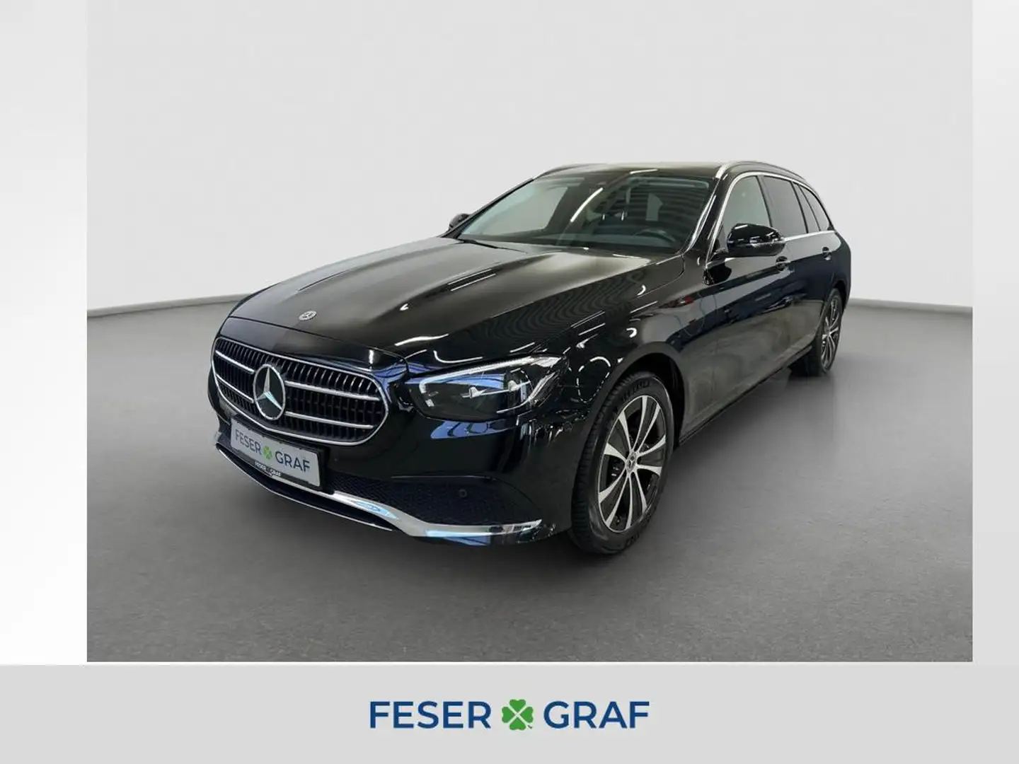 Mercedes-Benz E 300 300 d T Avantgarde 4Matic AHK Pano Schwarz - 1