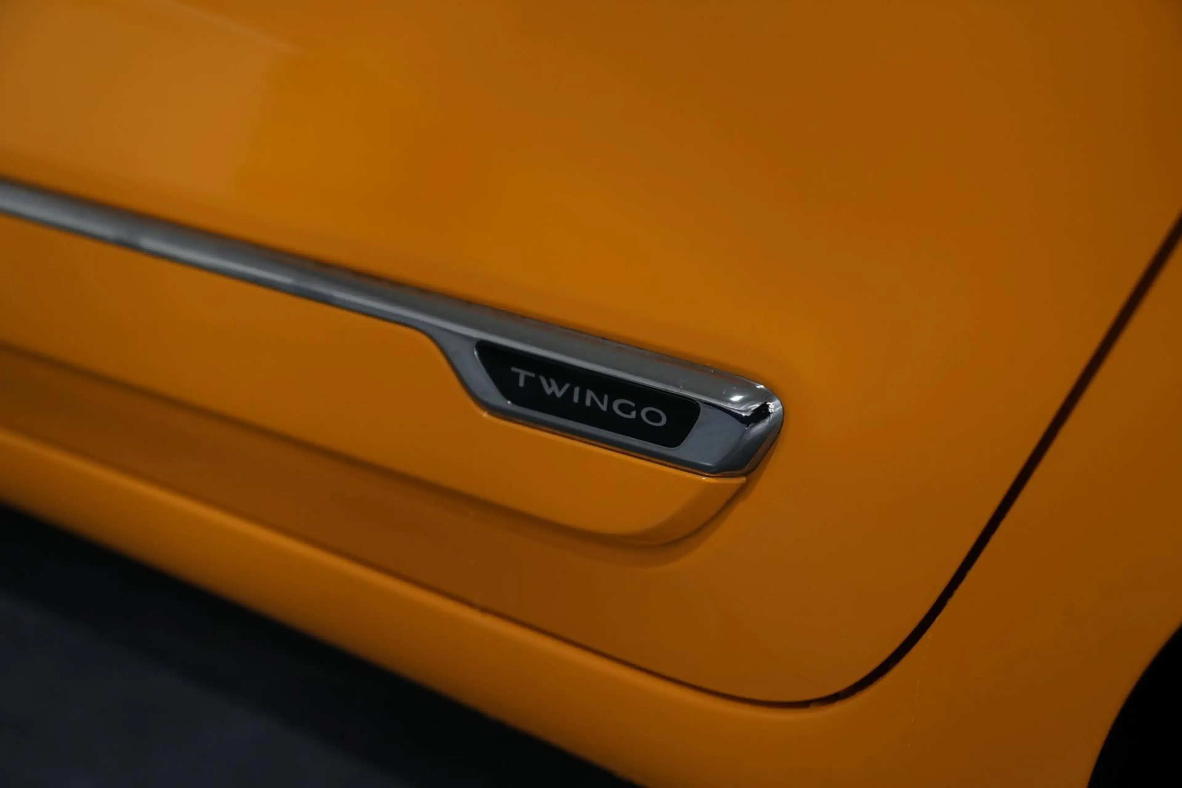Renault Twingo Intens *AUT*LED*TEMP* — photo 12